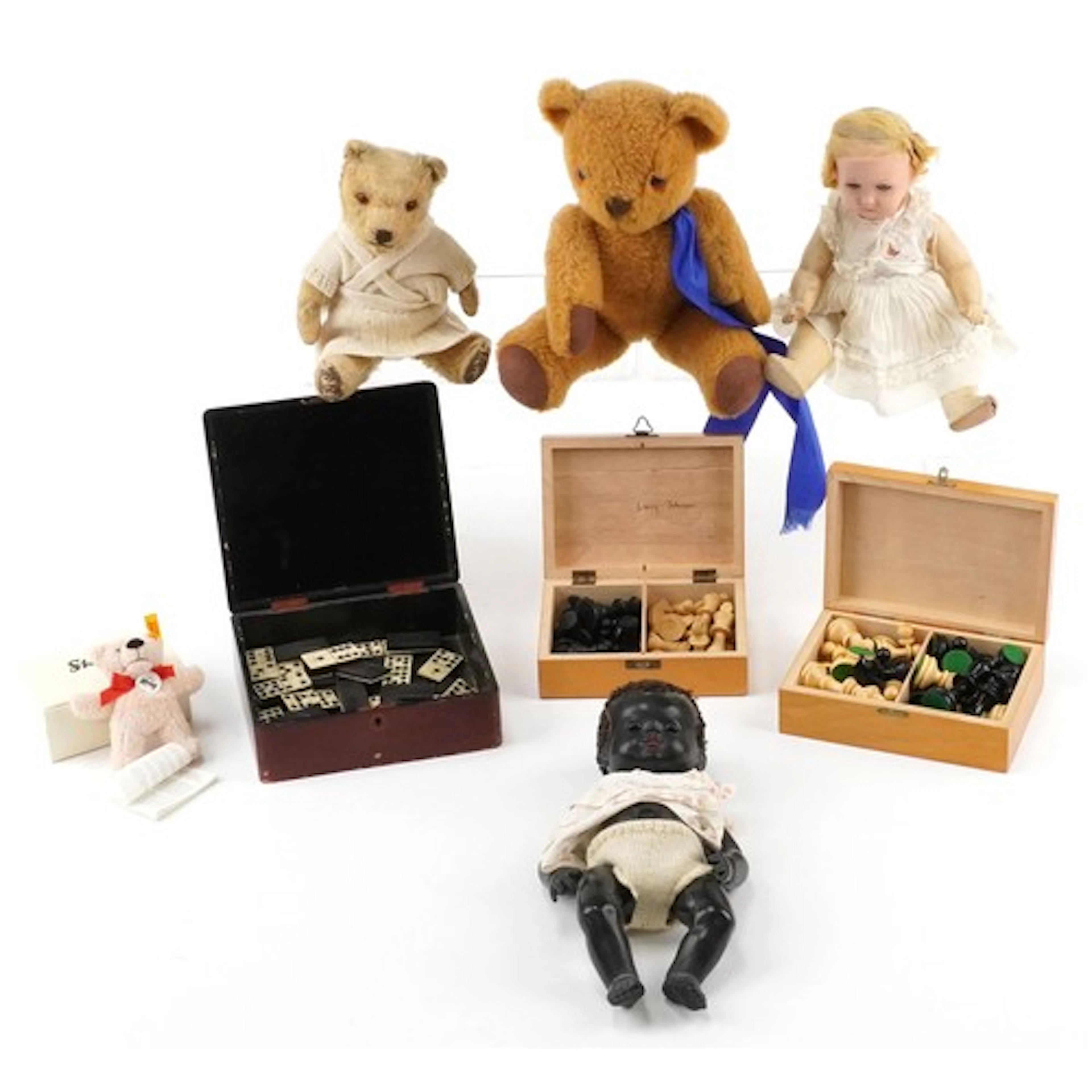 Vintage and later toys including miniature Steiff teddy bear...