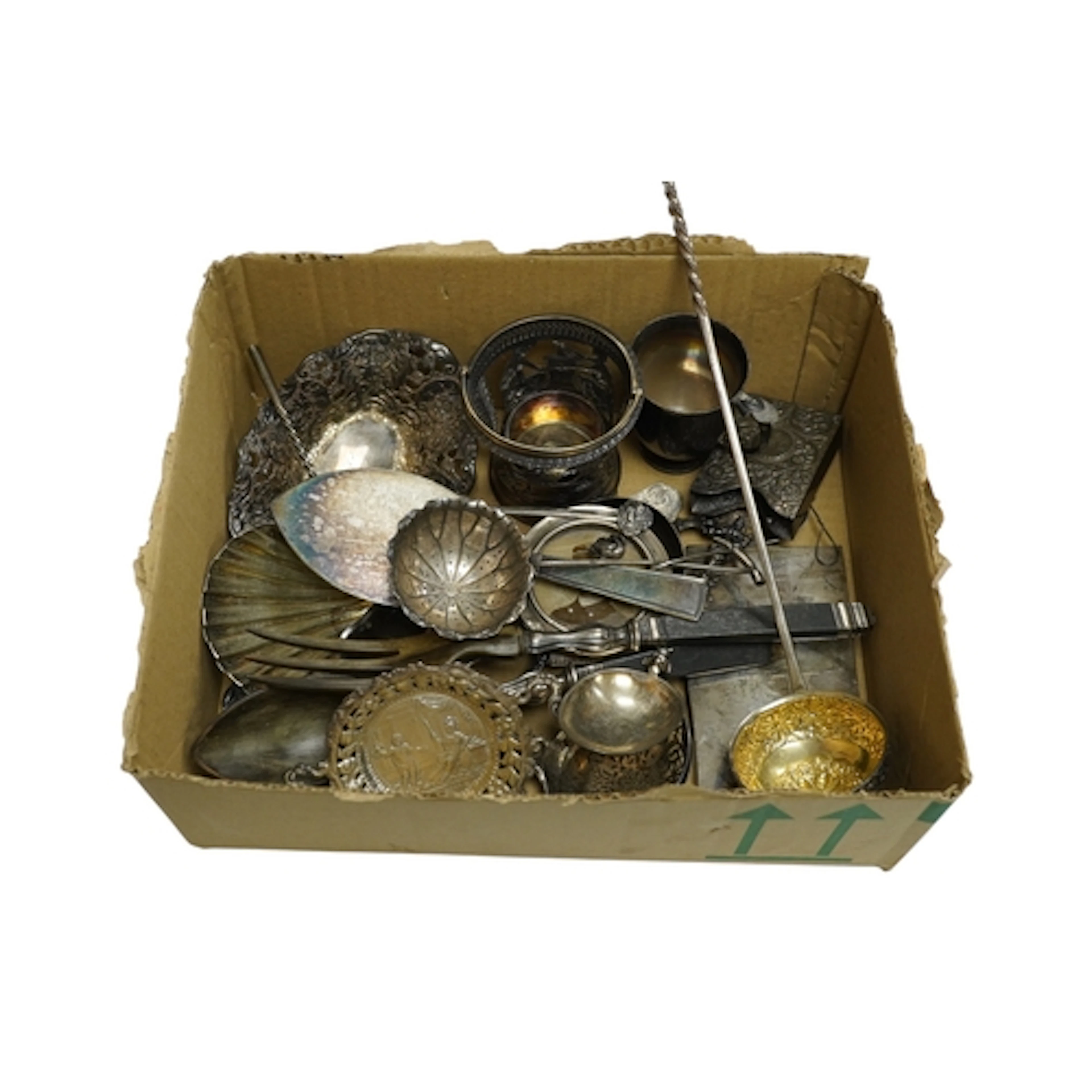 A group of sundry silver and white metal items, including a ...