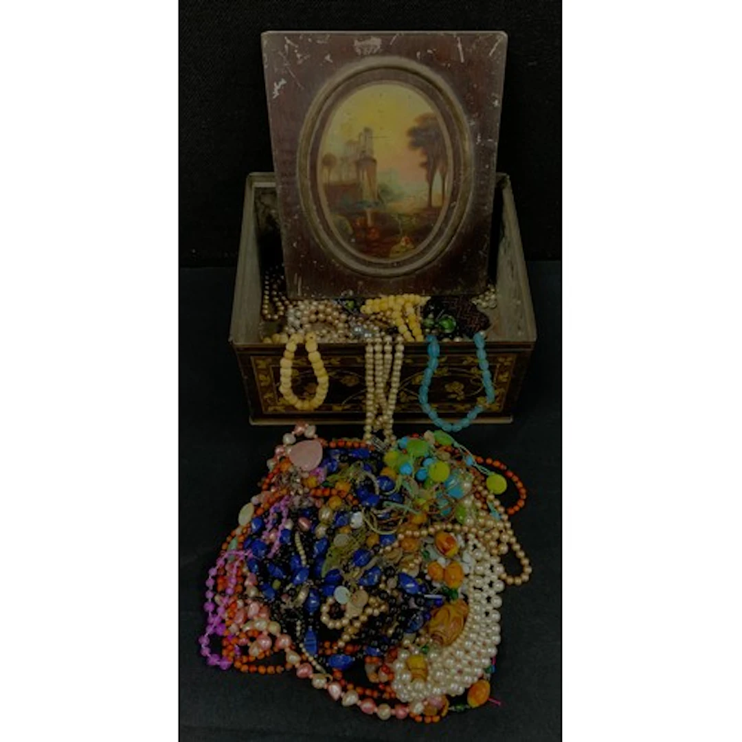 Costume and Decorative Jewellery - a South American huayruro...