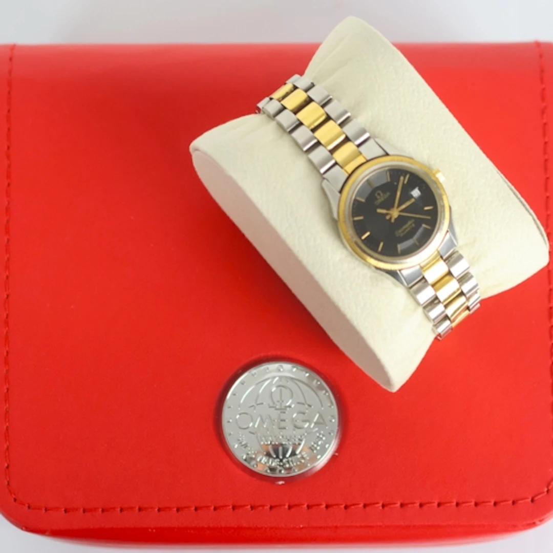 A late 20th century ladies Omega Seamaster Quartz wristwatch...