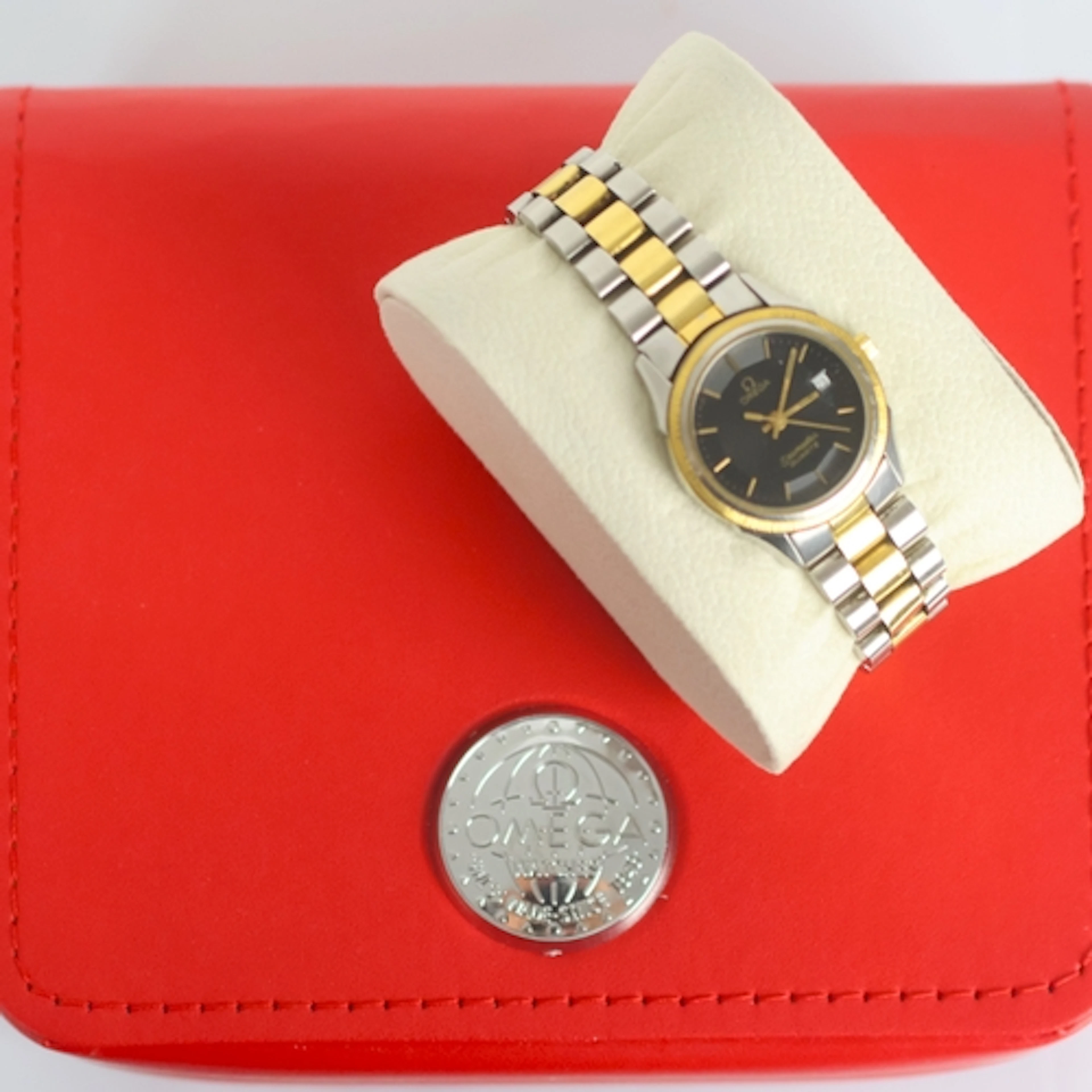 A late 20th century ladies Omega Seamaster Quartz wristwatch...