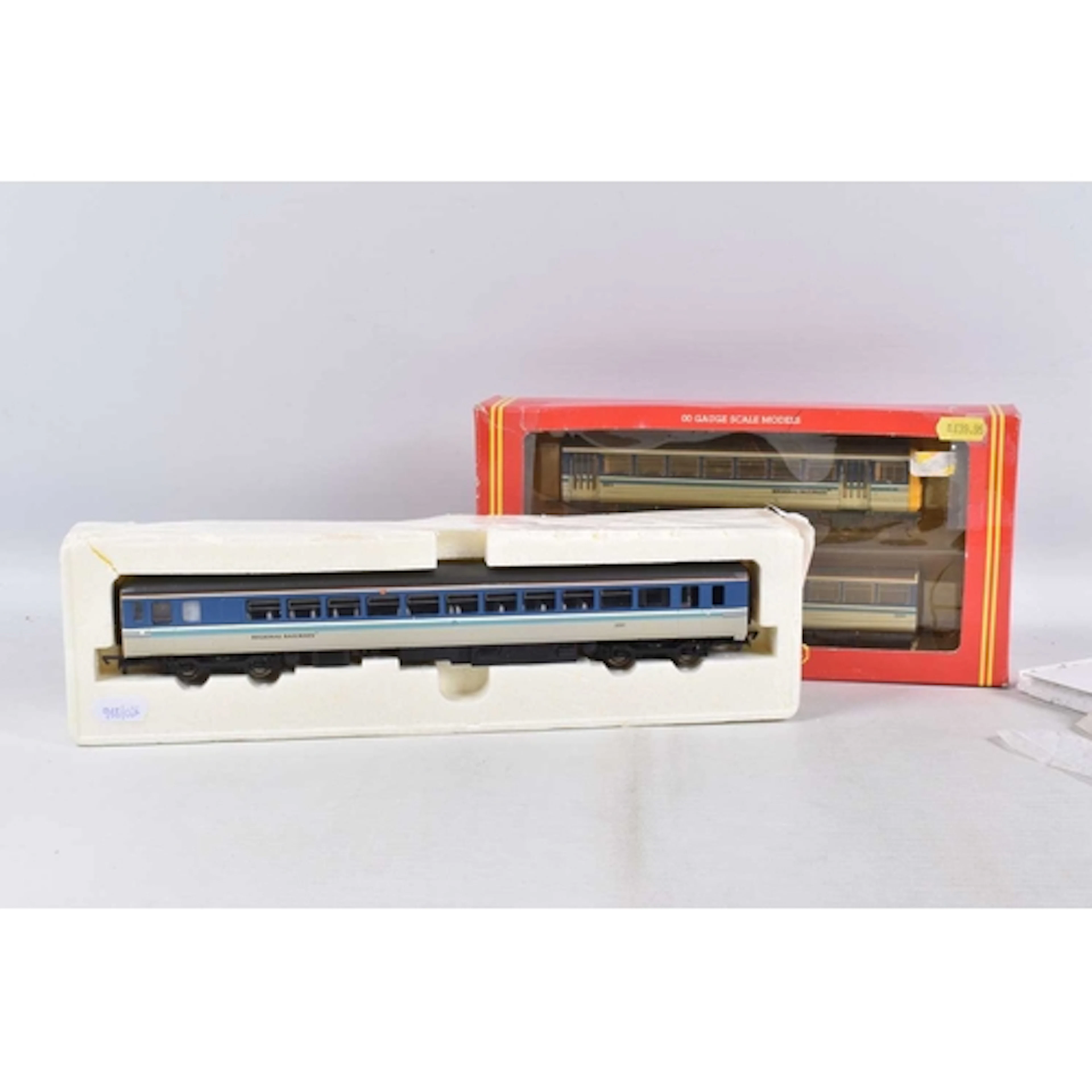 A BOXED HORNBY OO GAUGE CLASS 153 SUPER SPRINTER SINGLE CAR ...