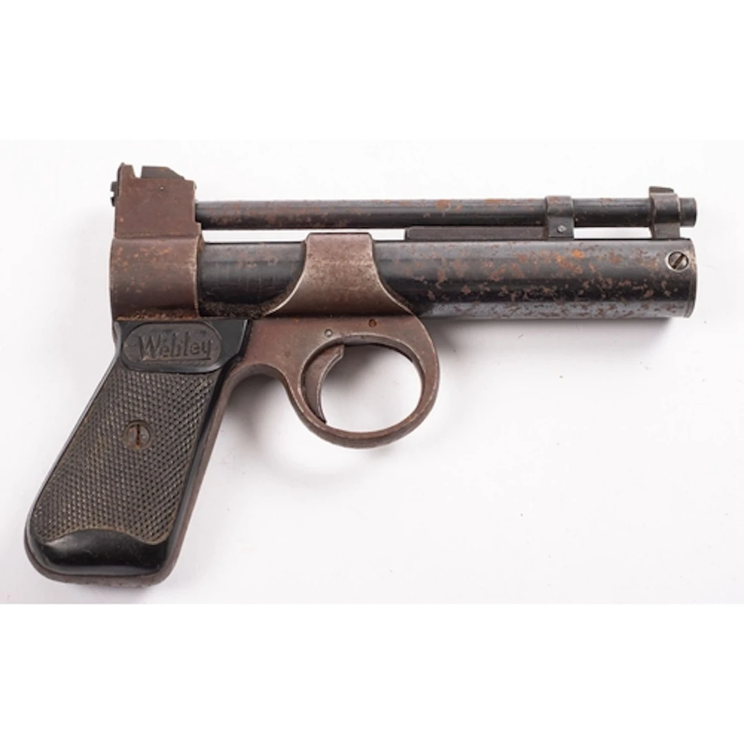 A Webley and Scott 'Webley Junior' air pistol. Serial number...