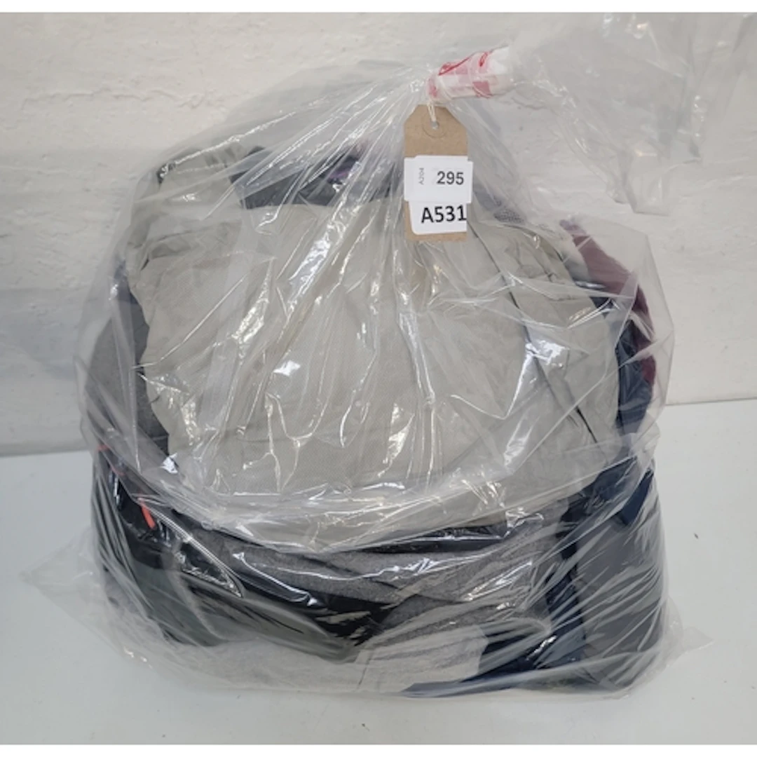 ONE BAG OF MAINLY COATS AND JACKETS IN. PATAGONIA