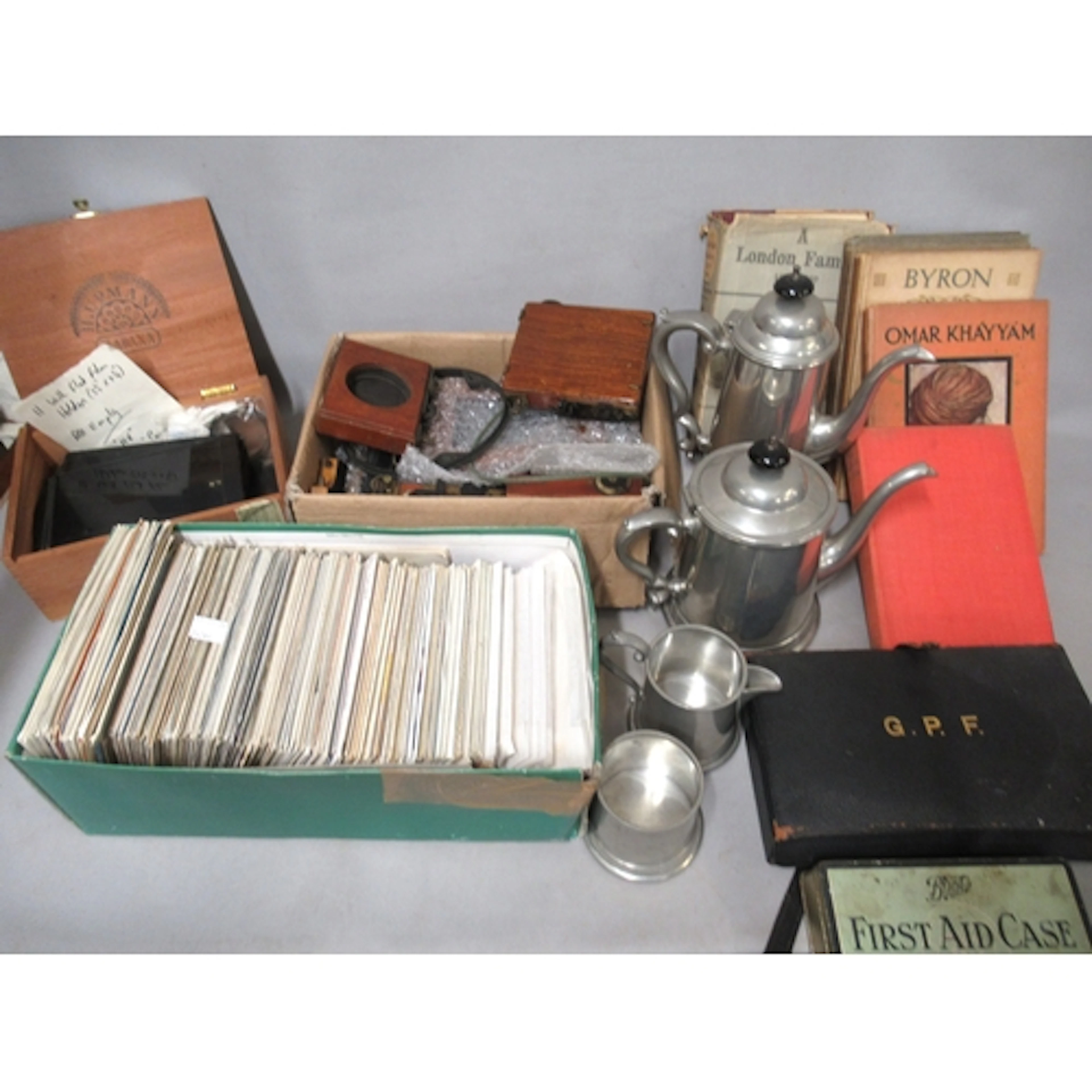 Quantity of Thornton Packard and other camera shutters, toge...