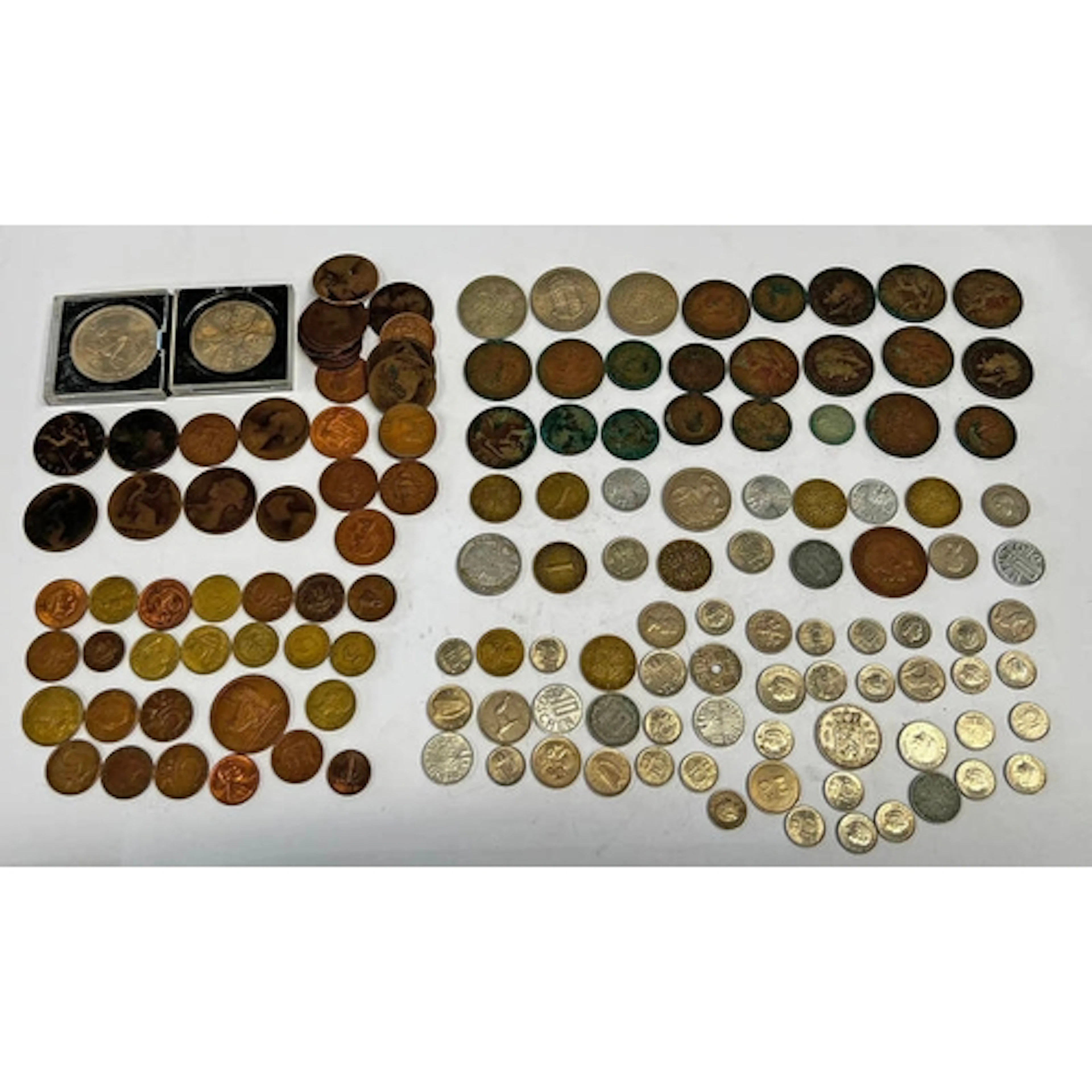 UK AND WORLD WIDE COINAGE TO INCLUDE 2 X 1953 FIVE SHILLINGS...