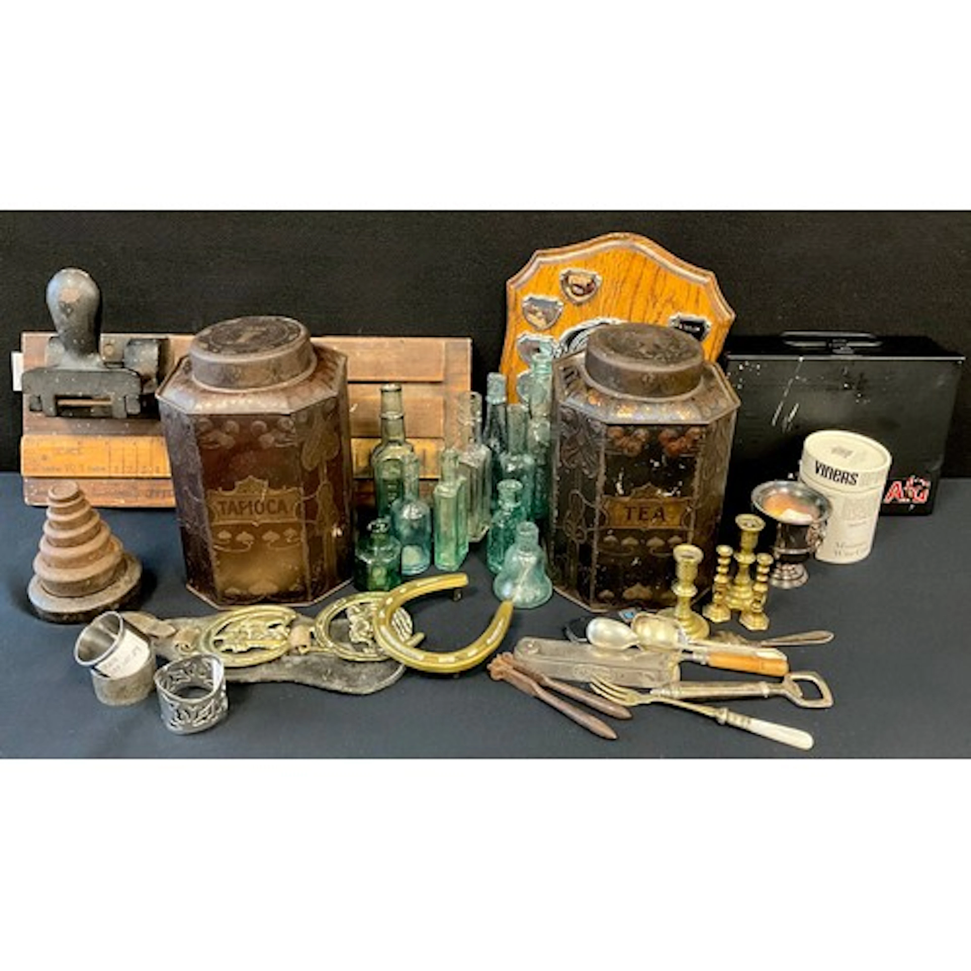 Boxes and objects - A pair of early 20th century art nouveau...