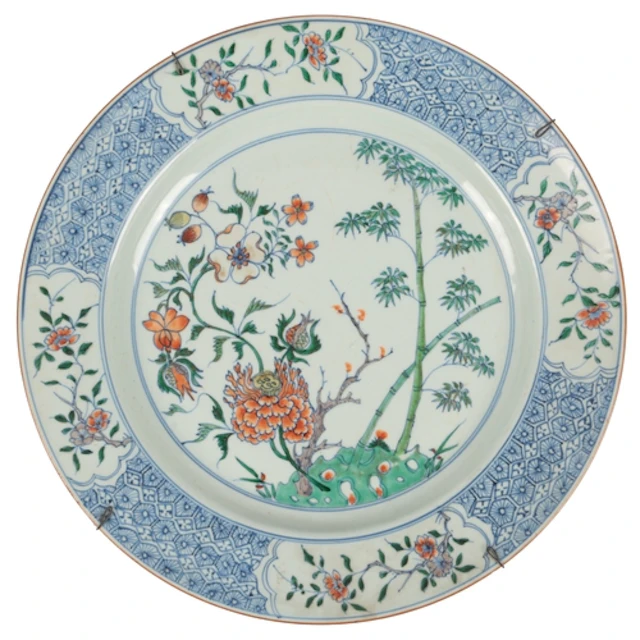 A large Chinese doucai dish, Kangxi/Yongzheng period, early ...