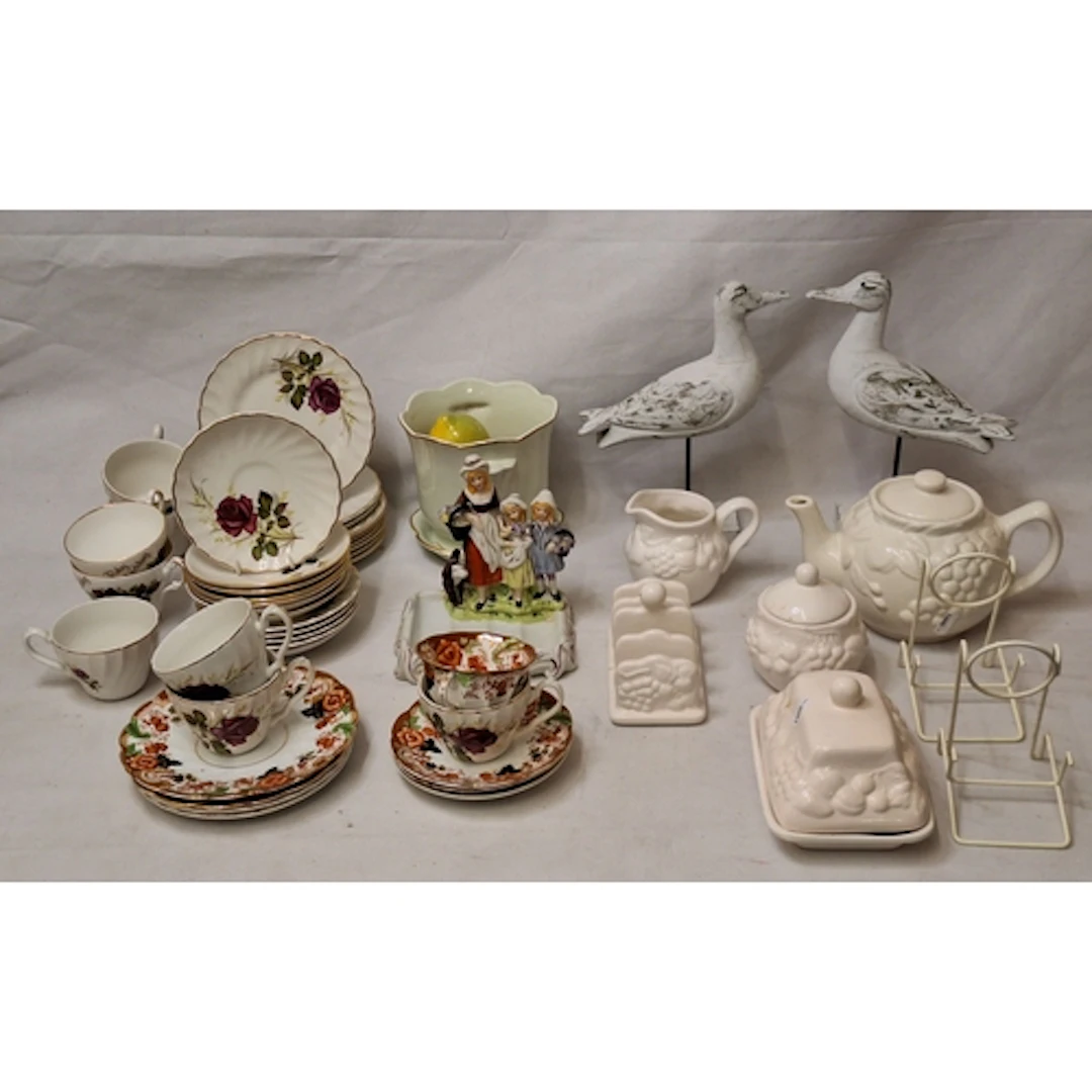 2 Wooden Bird Figurines, Yardley figural soap dish, ceramic ...