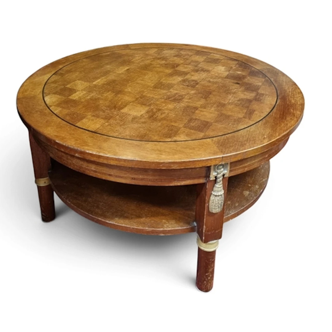 A good 20th Century Mahogany circular Coffee Table with parq...