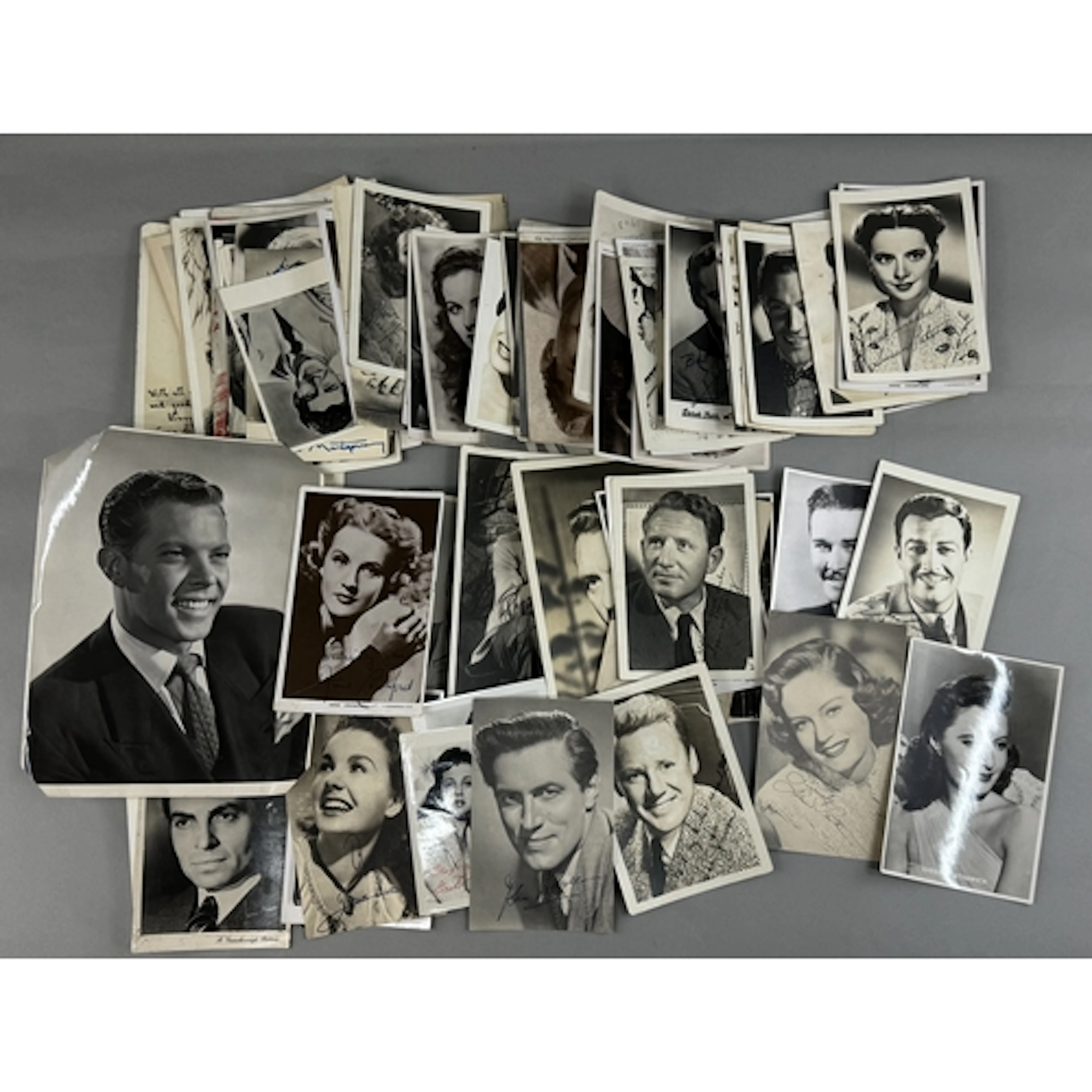 Autographs: over 100 1940s-1950s signed photos of both stage...