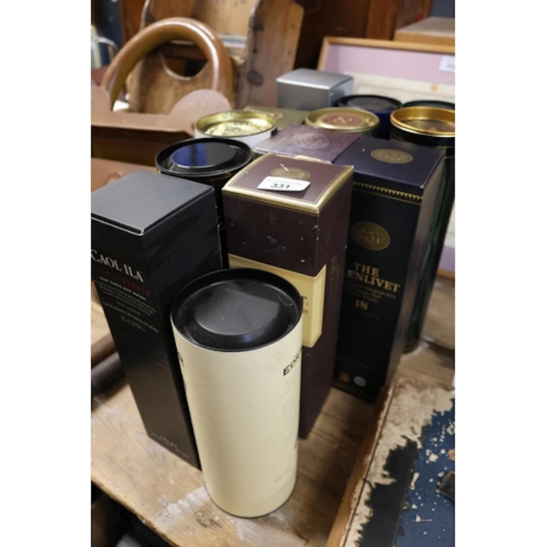 Empty whisky boxes to include Glenlivet, Ardbeg, Bowmore etc...