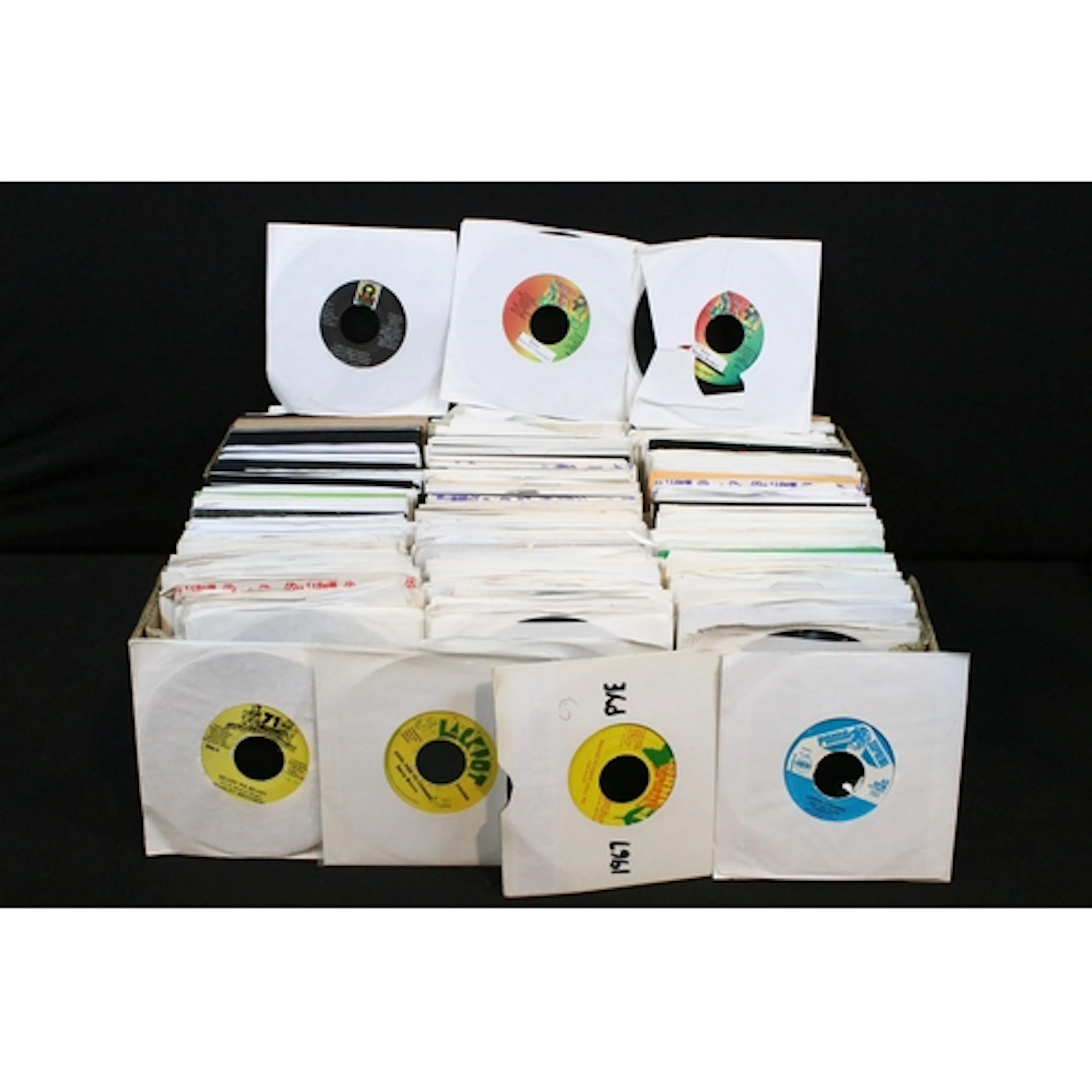 Over 350 Reggae / Roots / Dub mainly Jamaican pressing 7" si...