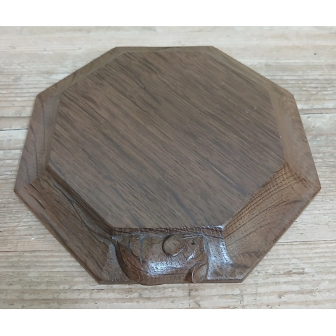 Robert "Mouseman" Thompson of Kilburn English oak tea pot st...