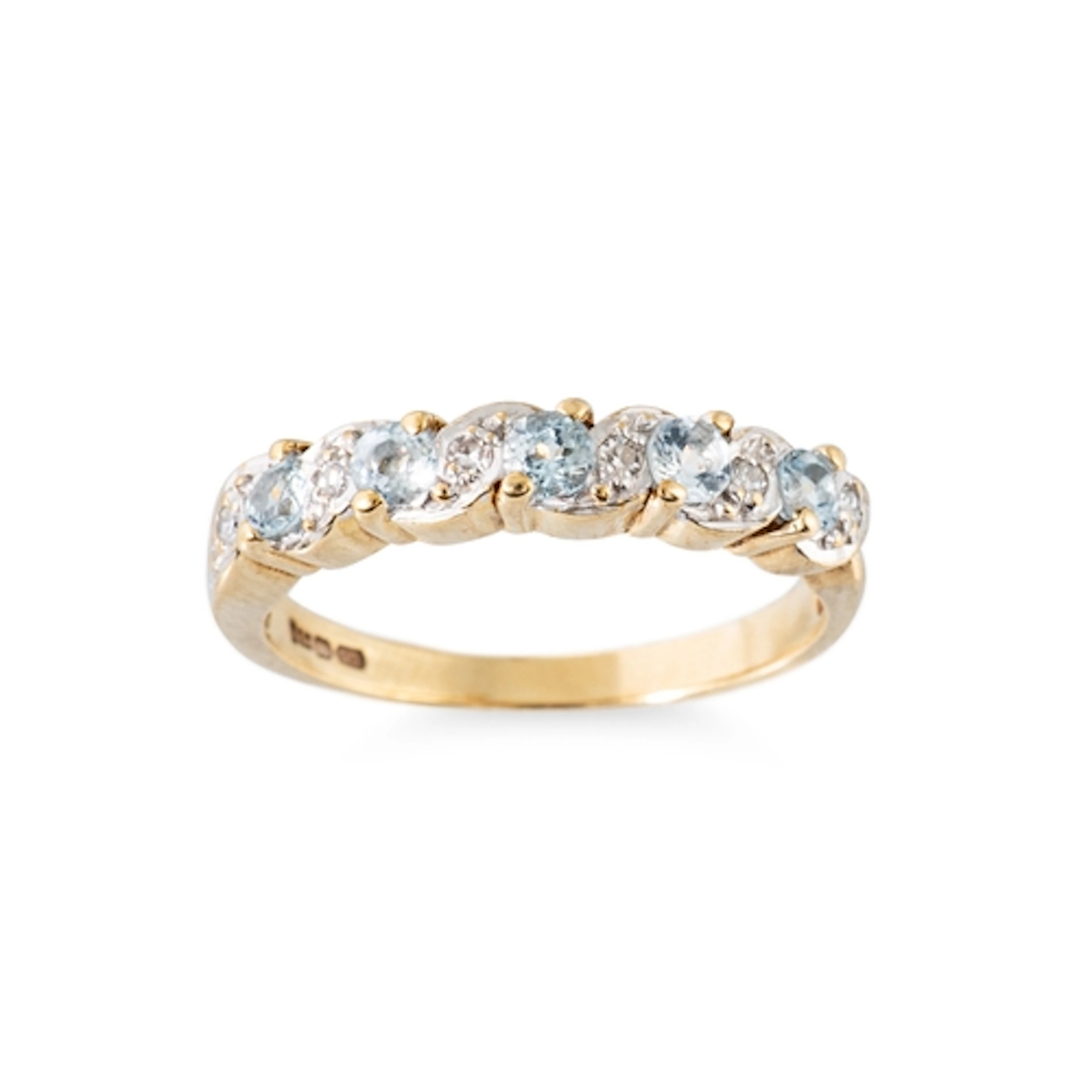 AN AQUAMARINE AND DIAMOND SET BAND RING, the round aquamarin...