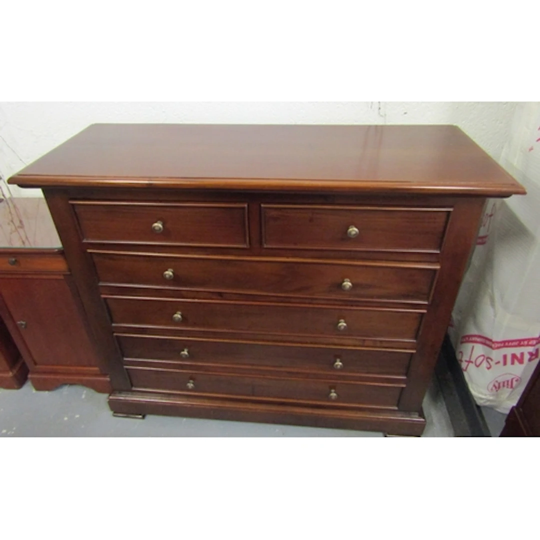 Mahogany Chest of Two Short and Four Long Drawers Approximat...