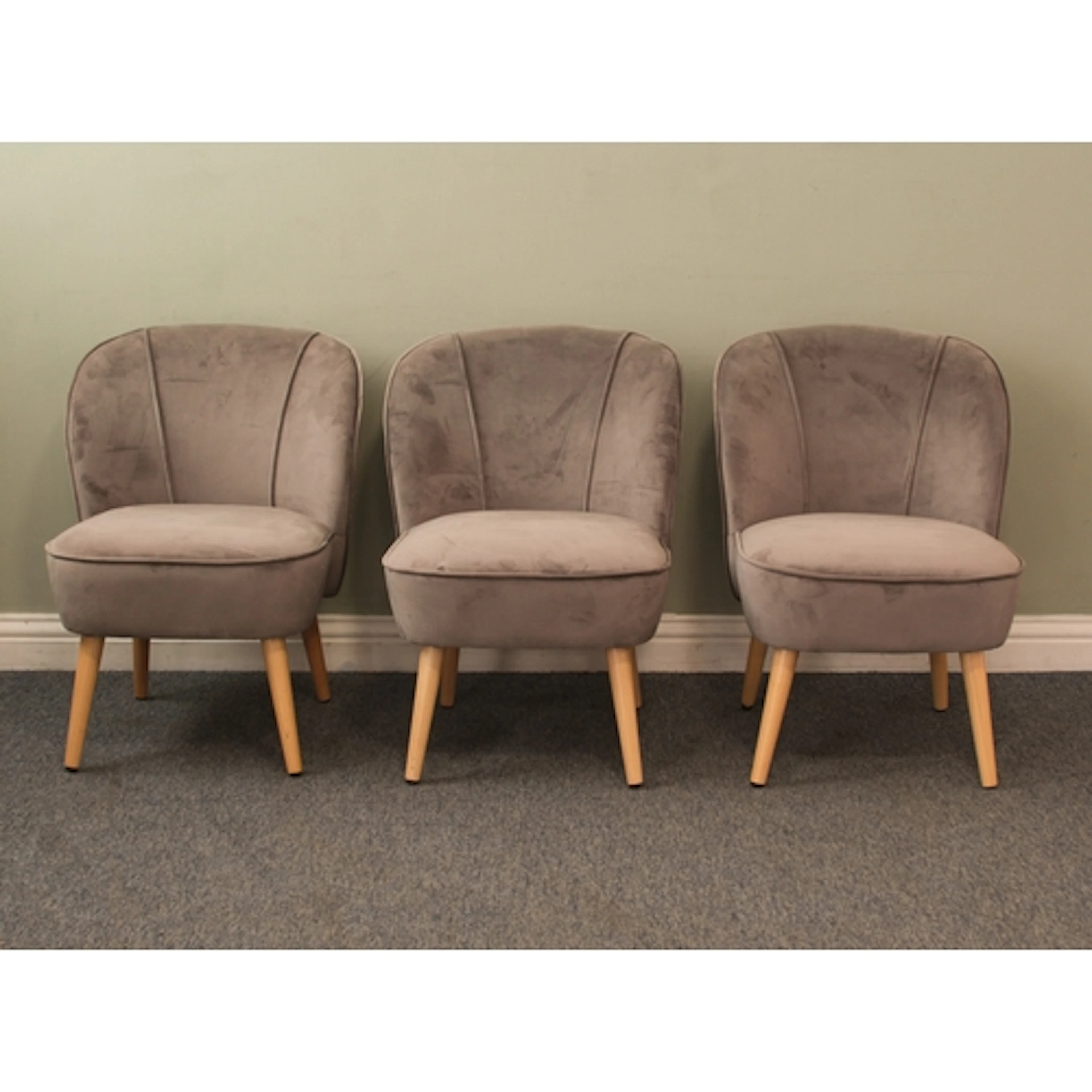 A set of three bedroom or cocktail tub chairs by Dunelm - in...