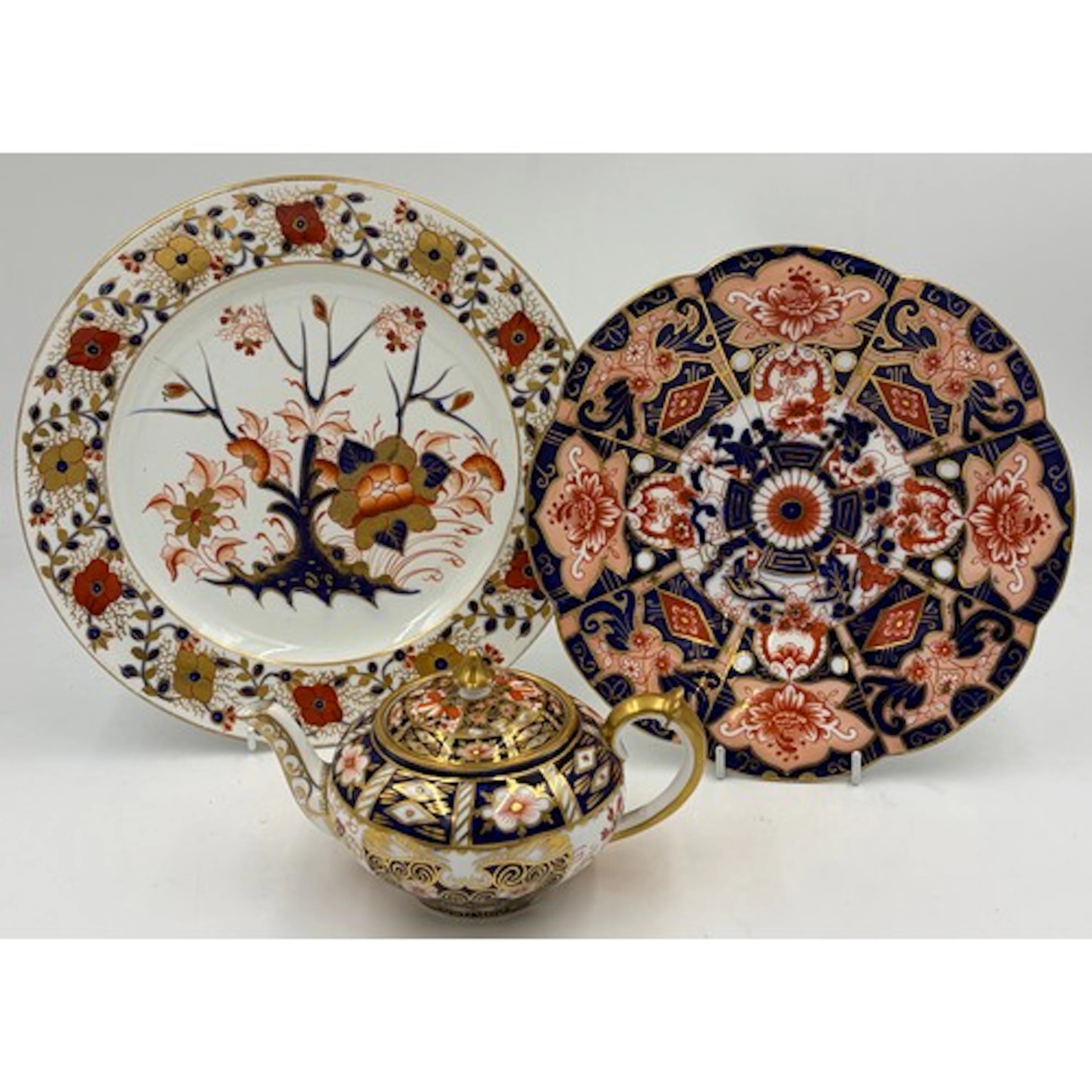 Royal Crown Derby 'Imari' teapot 2451 10cm h and 'Kings Imar...