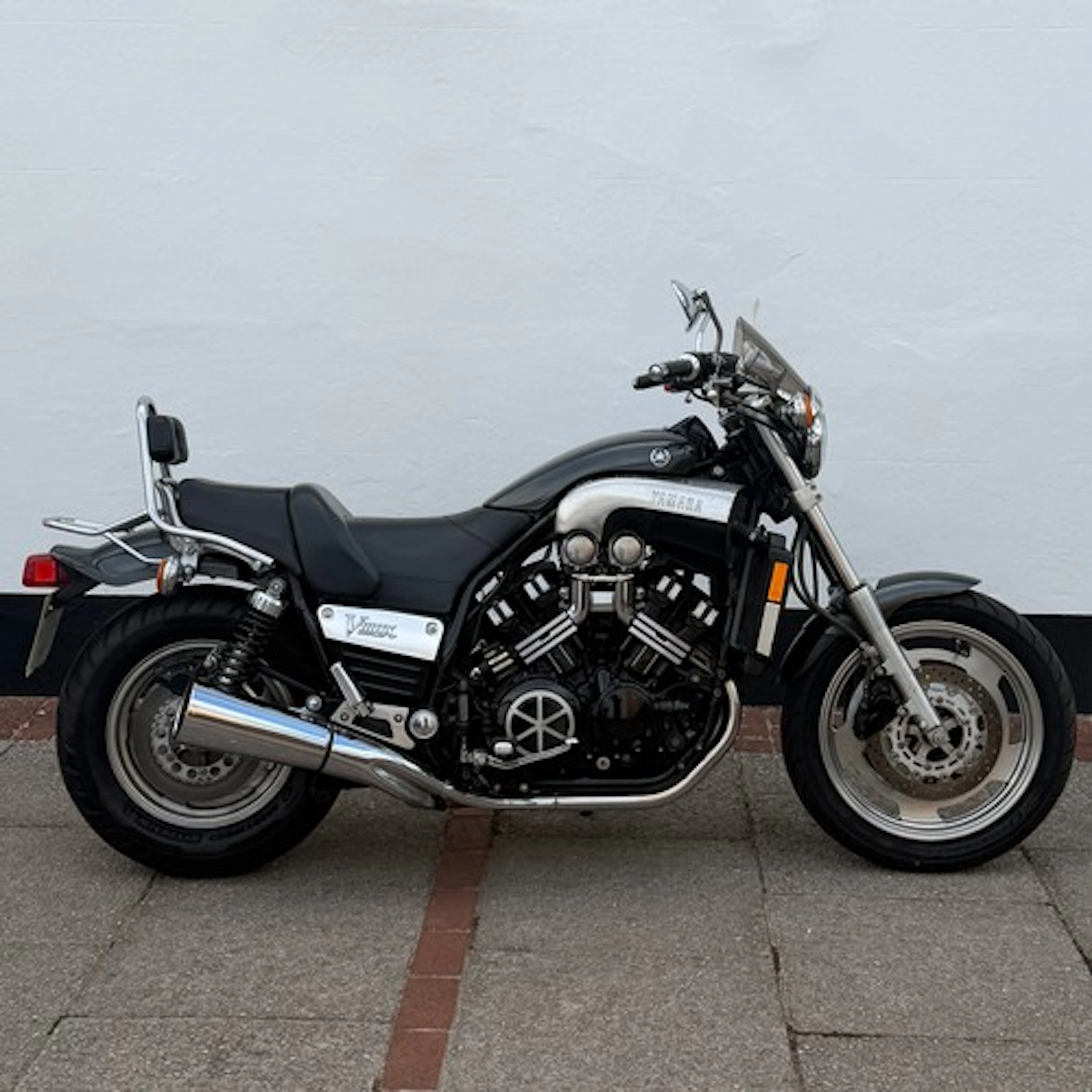 1999 Yamaha VMX1200 V-Max, 1198cc, 140bhp, black, registrati...