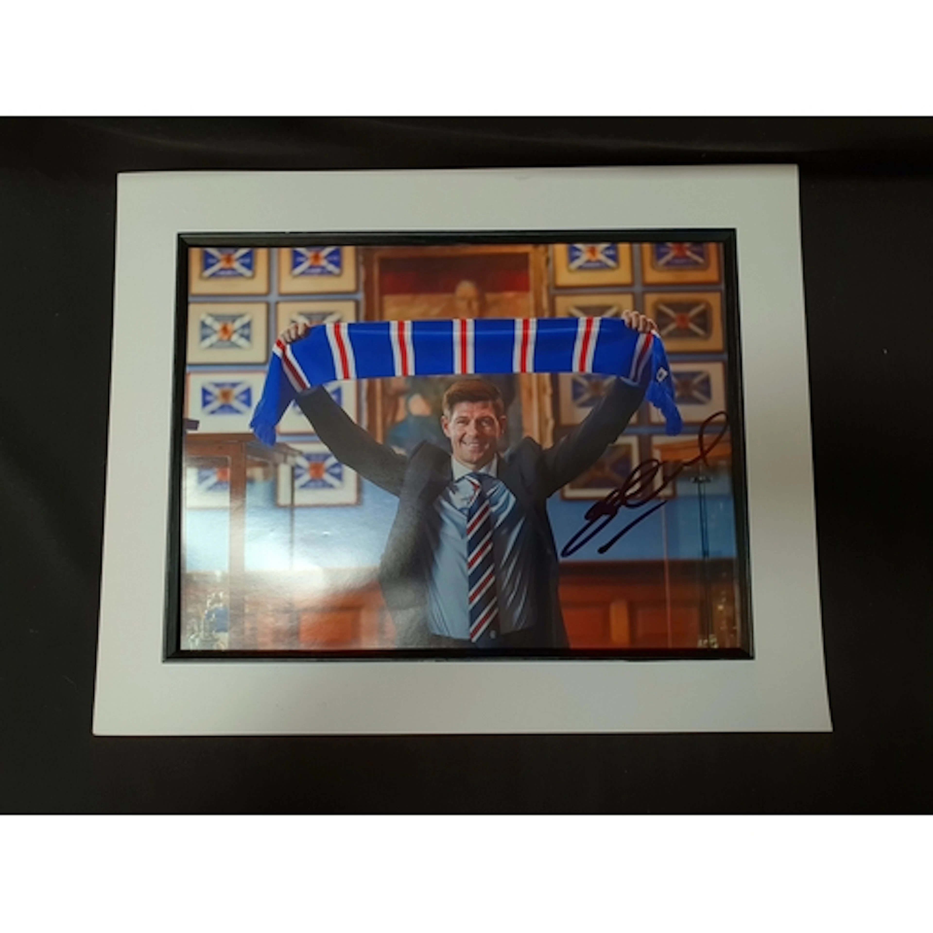 RANGERS FOOTBALL CLUB INTEREST, SIGNED STEVEN GERRARD PRINT ...