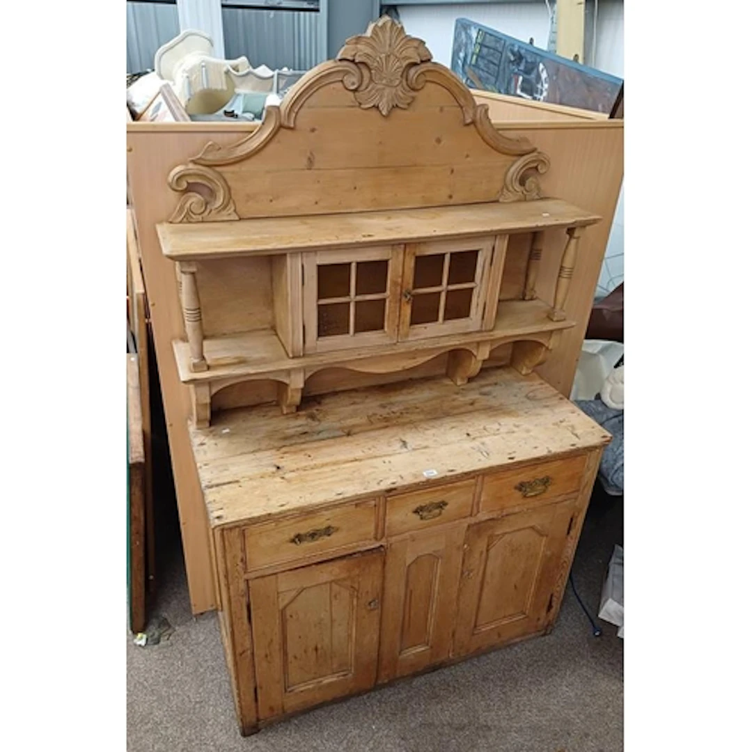 19TH CENTURY PINE DRESSER, THE SHAPED GALLERY BACK WITH 2 GL...