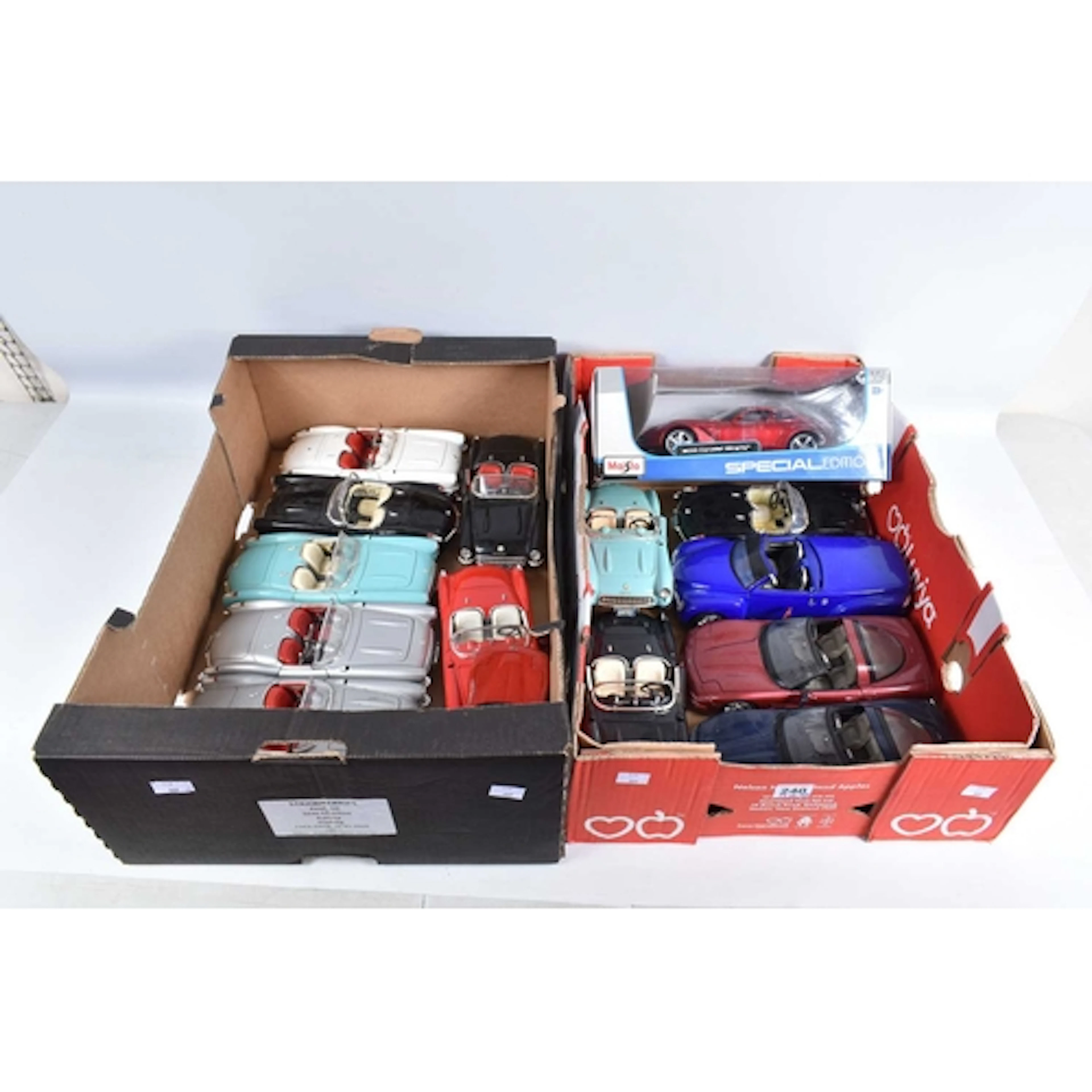 A GROUP OF BBURAGO, MAISTO, AND SIMILAR CHEVROLET DIECAST MO...