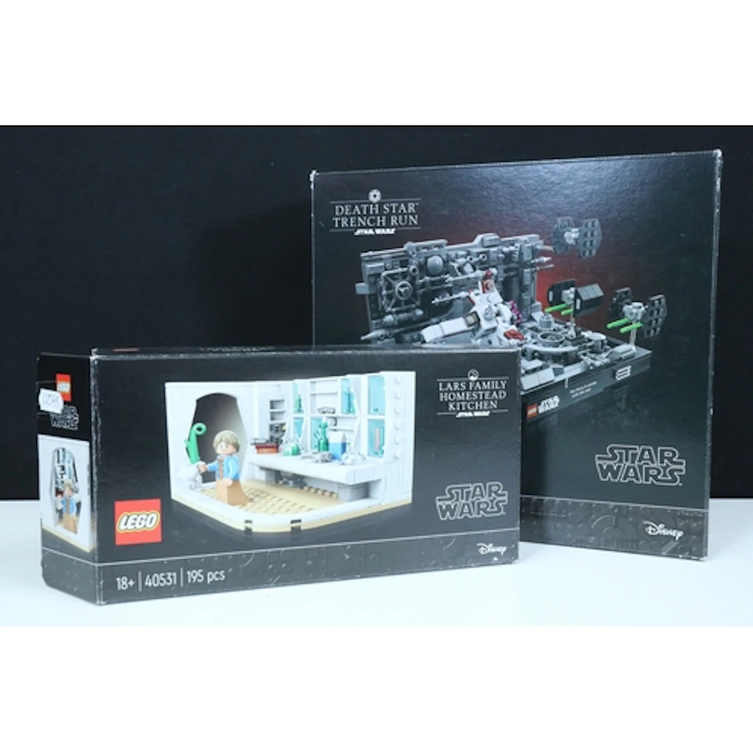 Lego - Two boxed Lego Star Wars Diorama Collection sets to i...