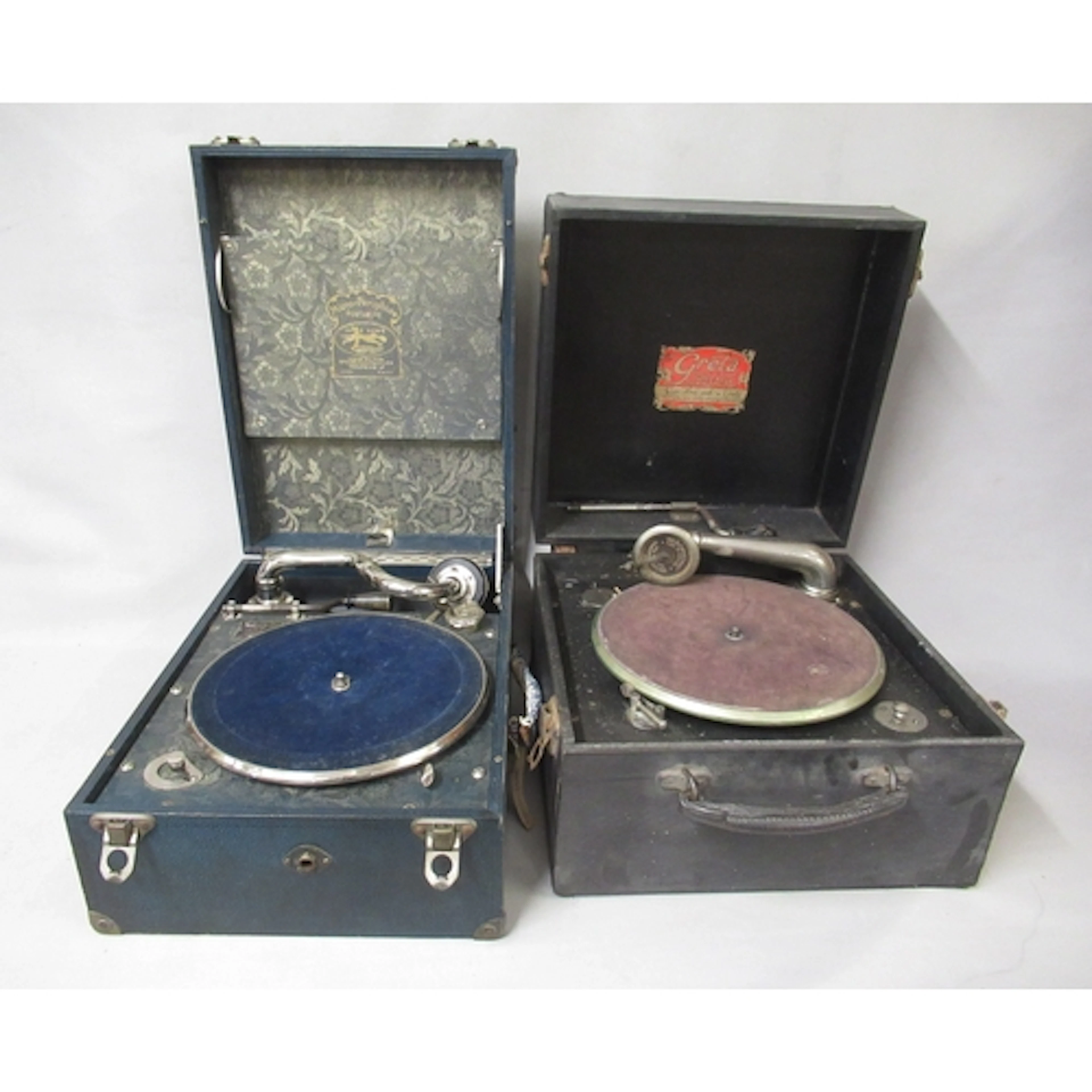 Travel gramophone in blue rexine covered case by Micro Perop...