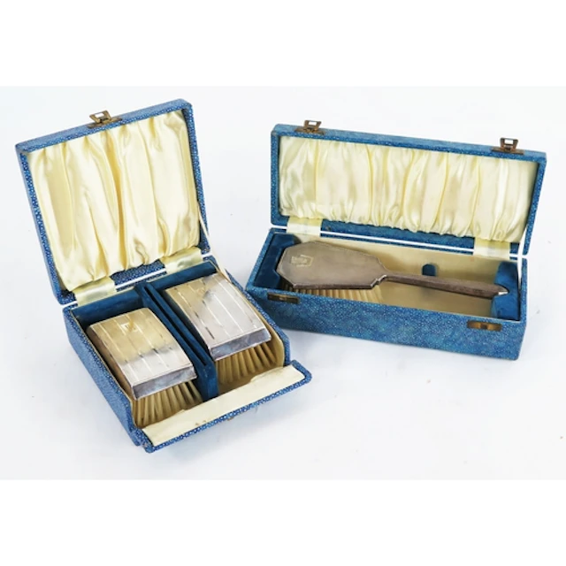 An Art Deco silver hairbrush, maker Daniel Manufacturing Com...