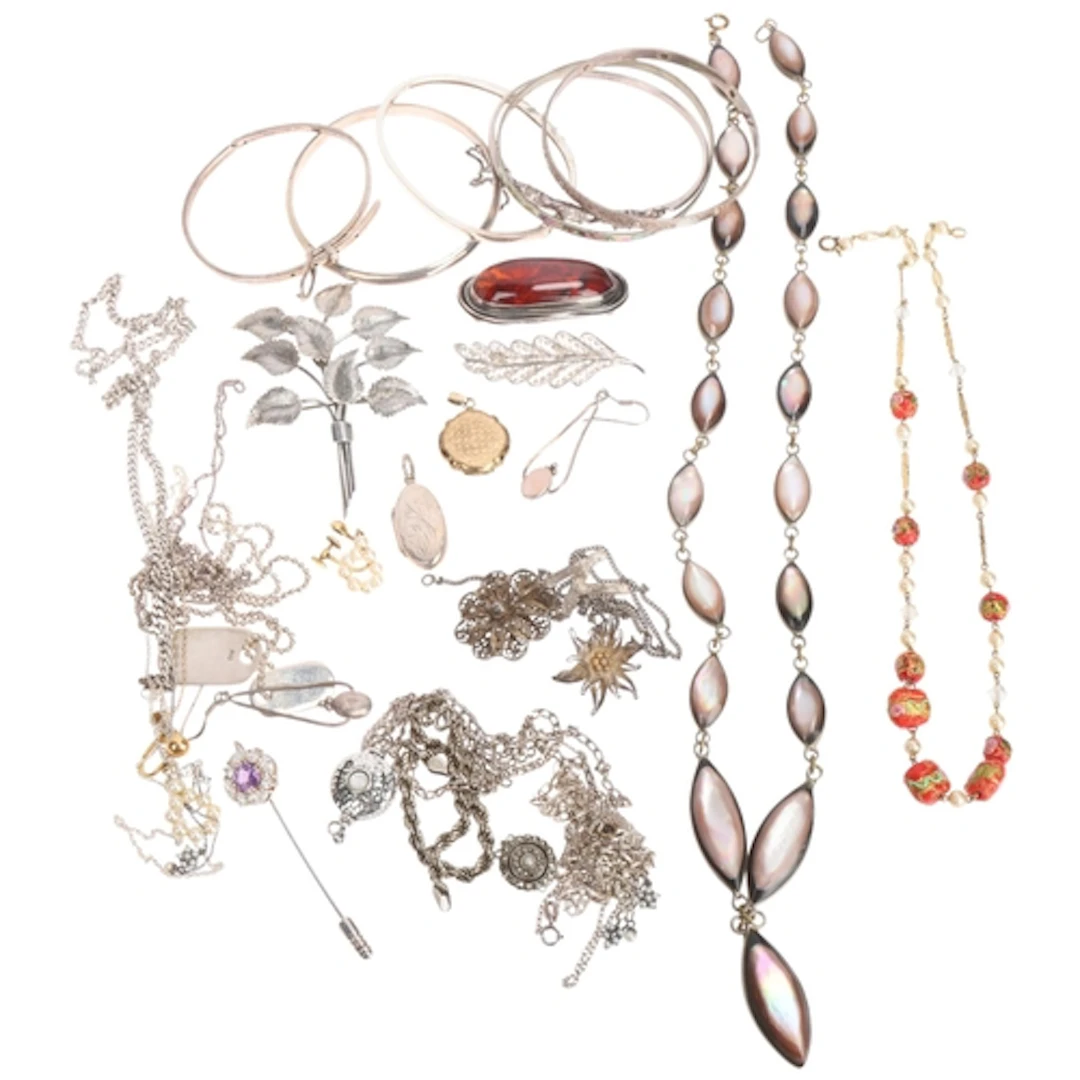 Various silver jewellery, including amber brooch, large flor...