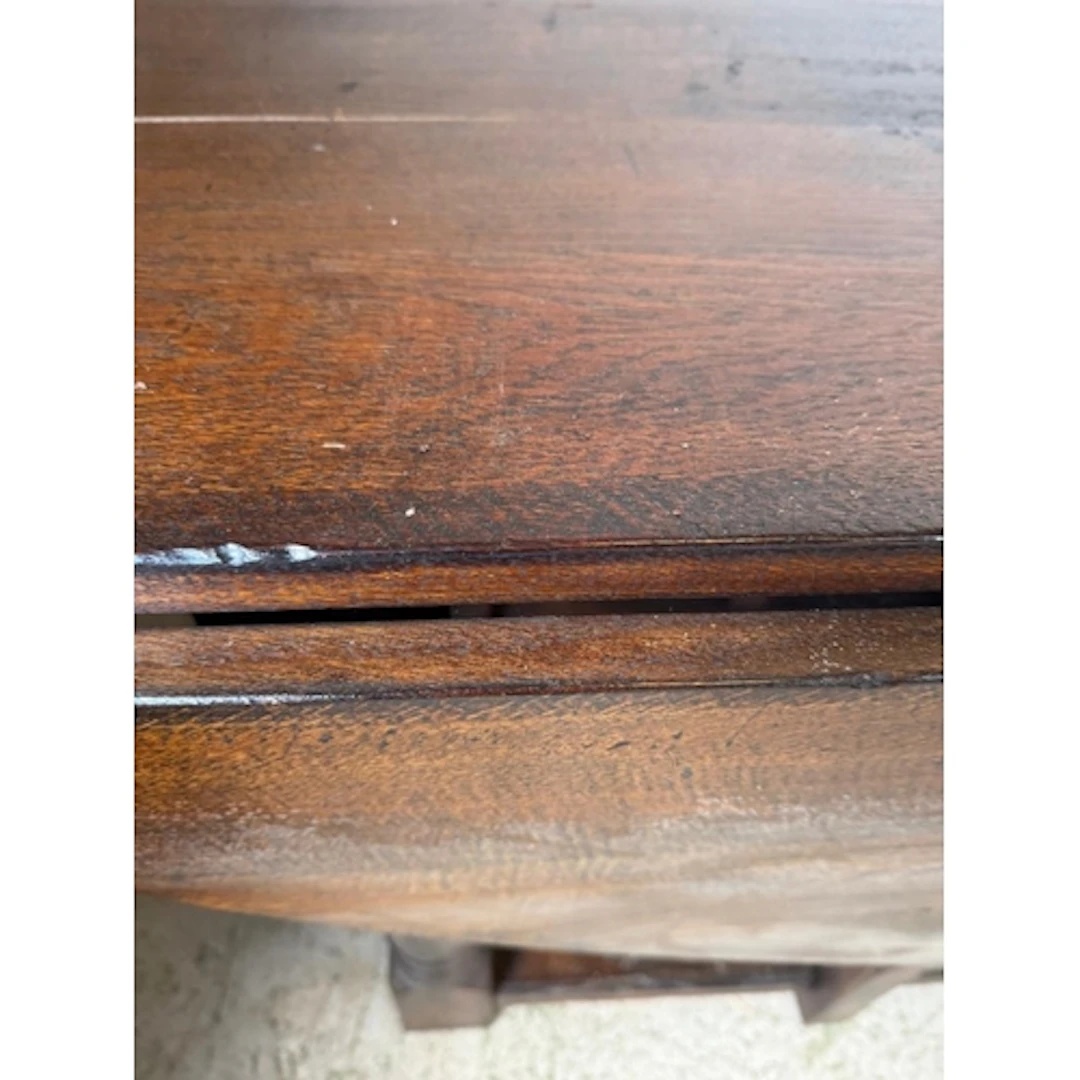 An Oak dropleaf Wake table, Large leaves with gateleg action...