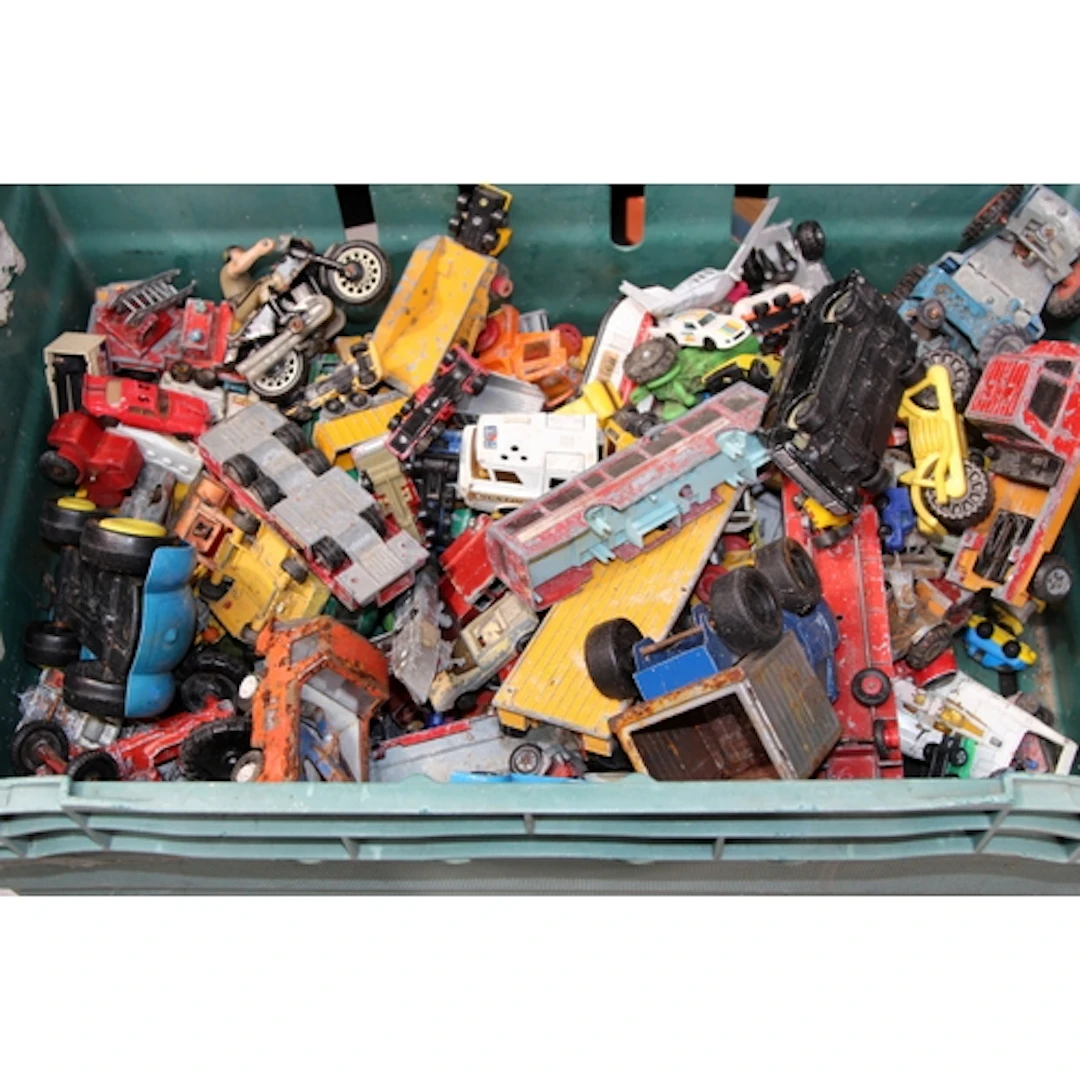 A collection of loose play worn die-cast vehicles, some good...