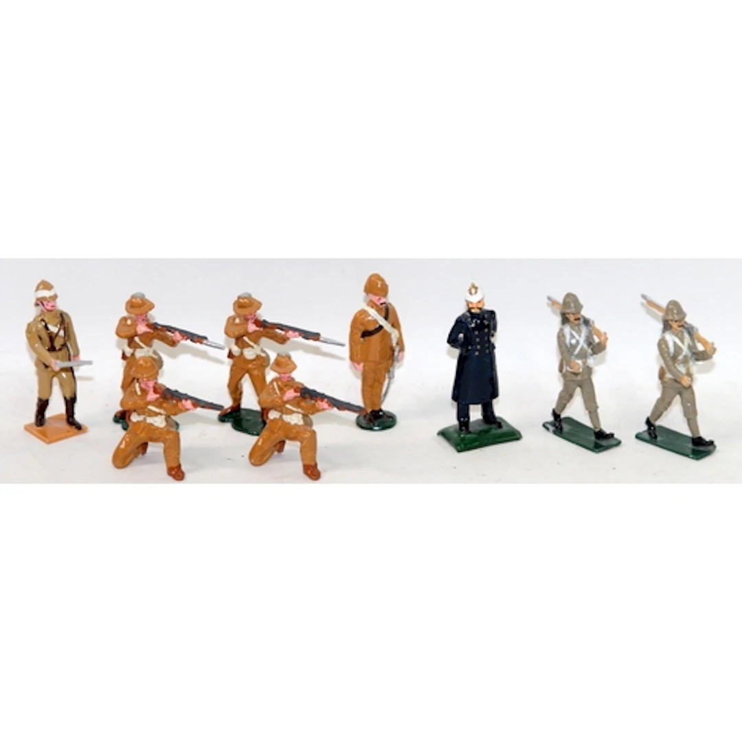 Cast metal model soldiers: British Army Infantry in tropical...