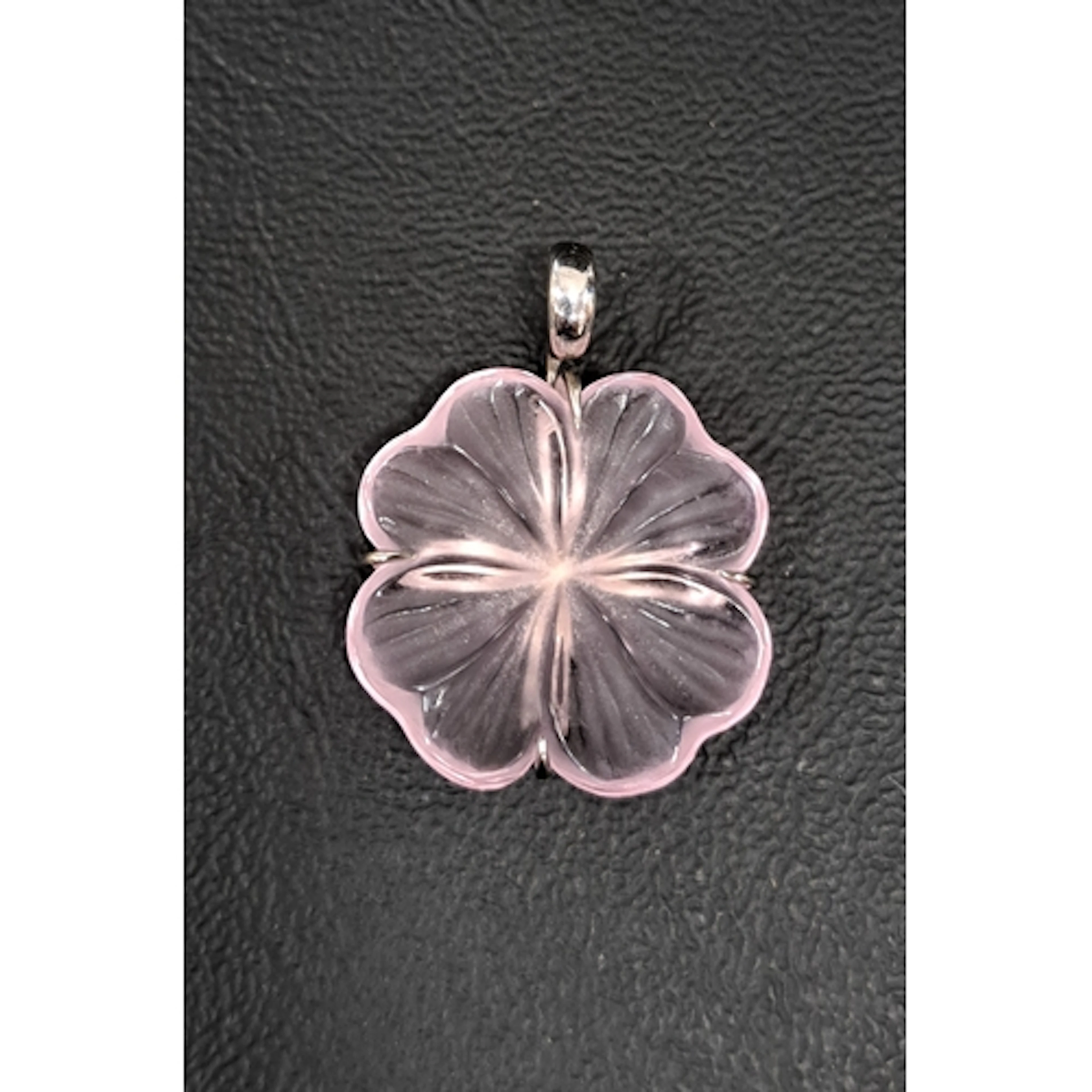 LALIQUE PINK GLASS FLOWER PENDANT in silver, 3cm high includ...