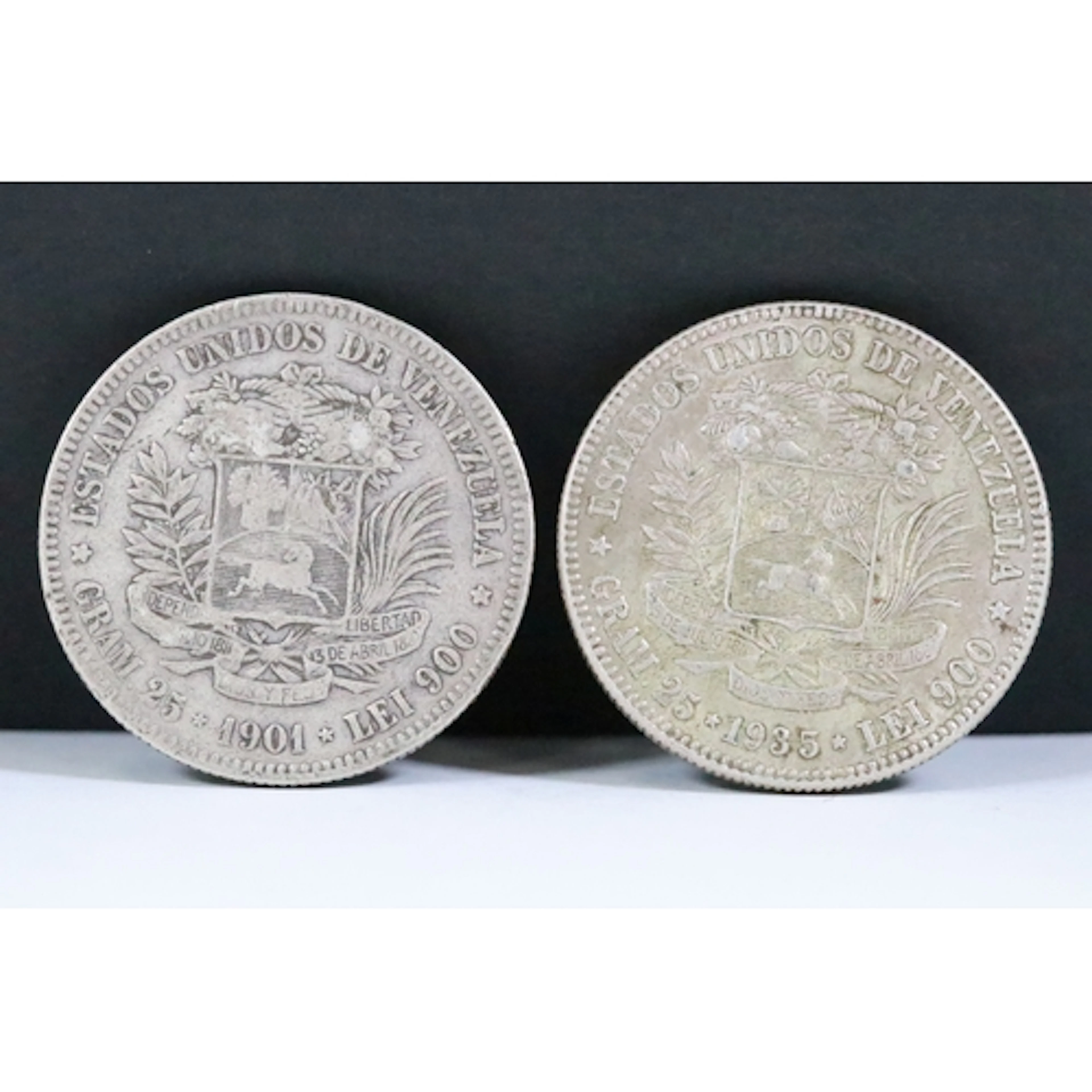 Two United States of Venezuela Five / 5 Bolivares silver coi...