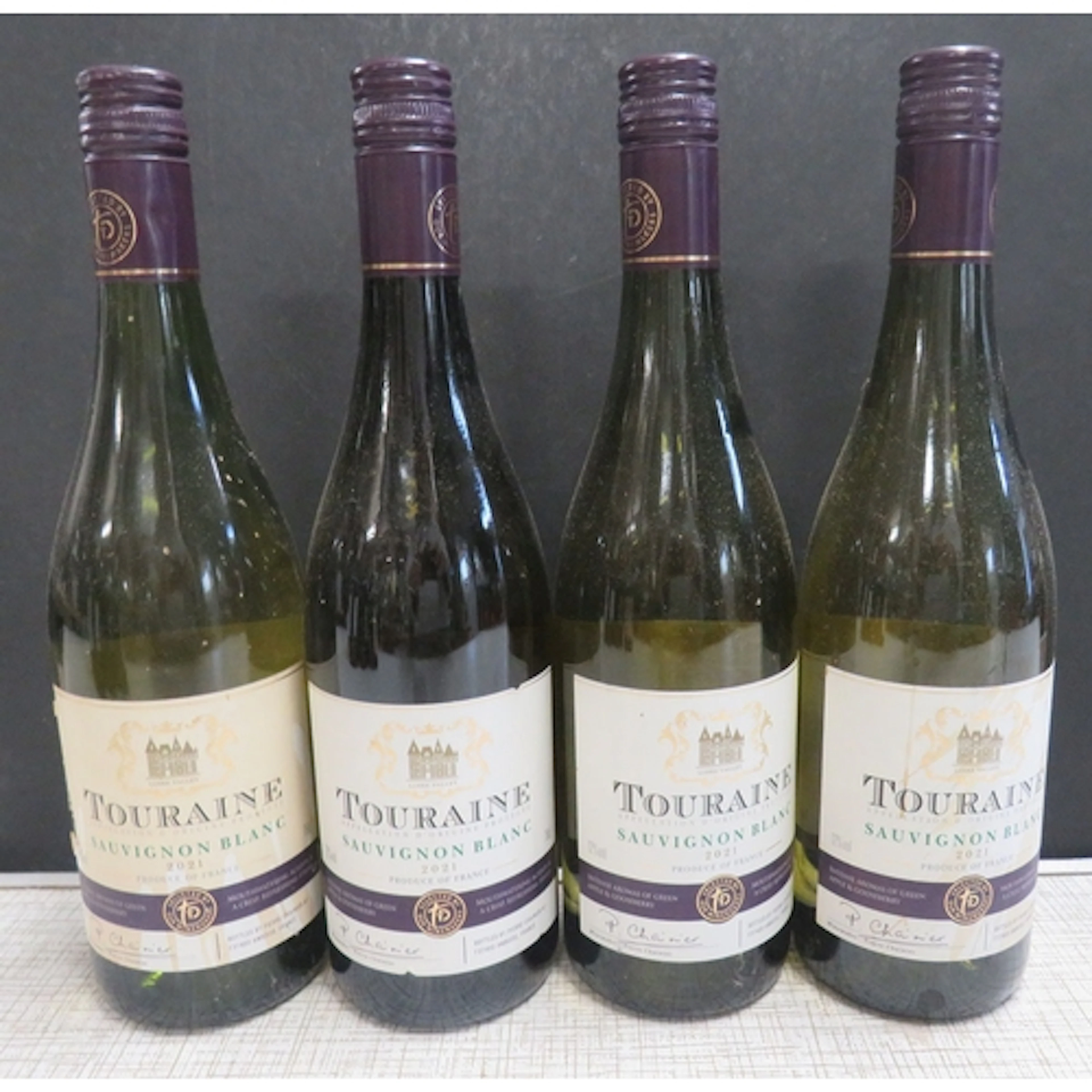 Touraine Sauvignon Blanc 2021 White Wine by Sainsbury's Tast...