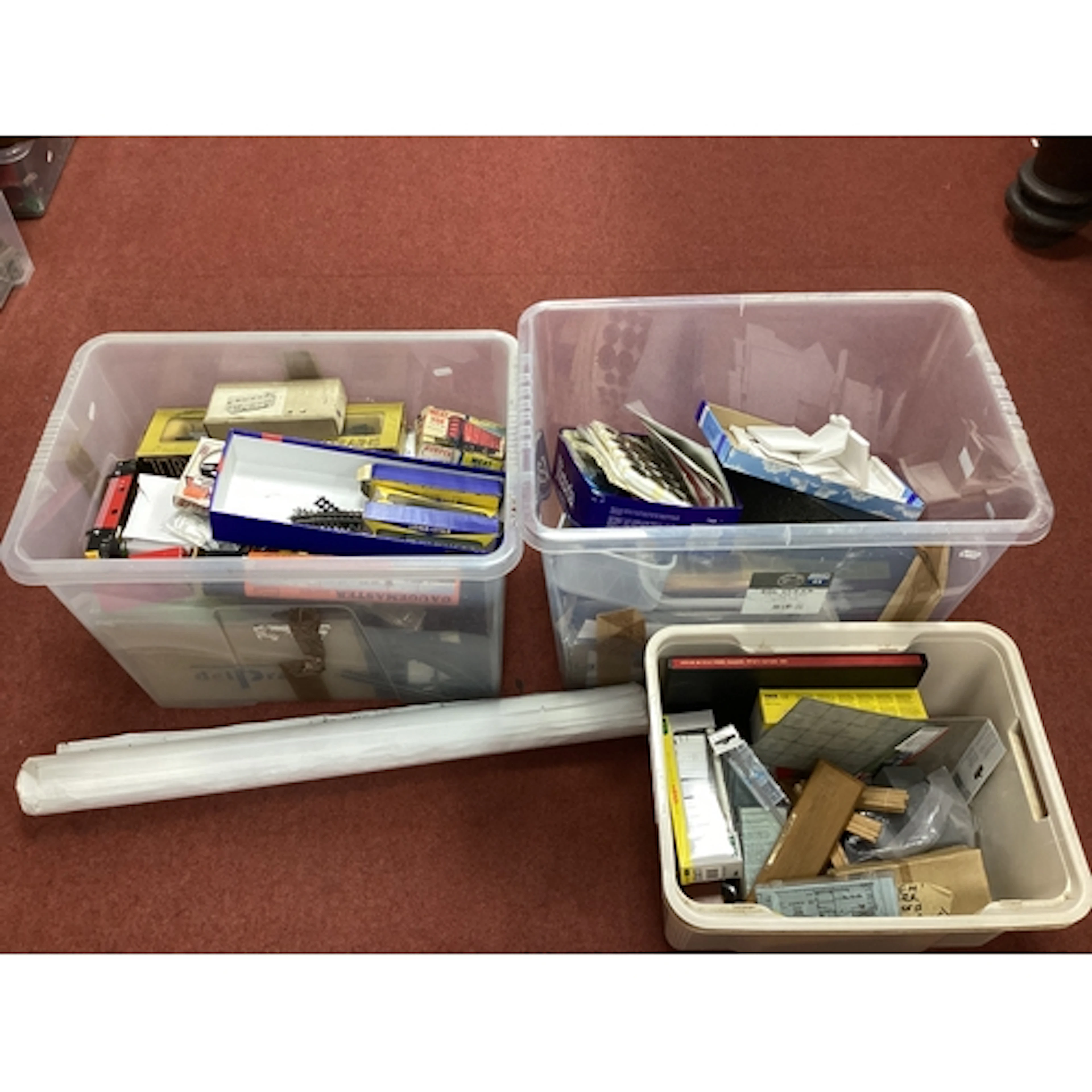 An interesting collection of model railway workshop items in...