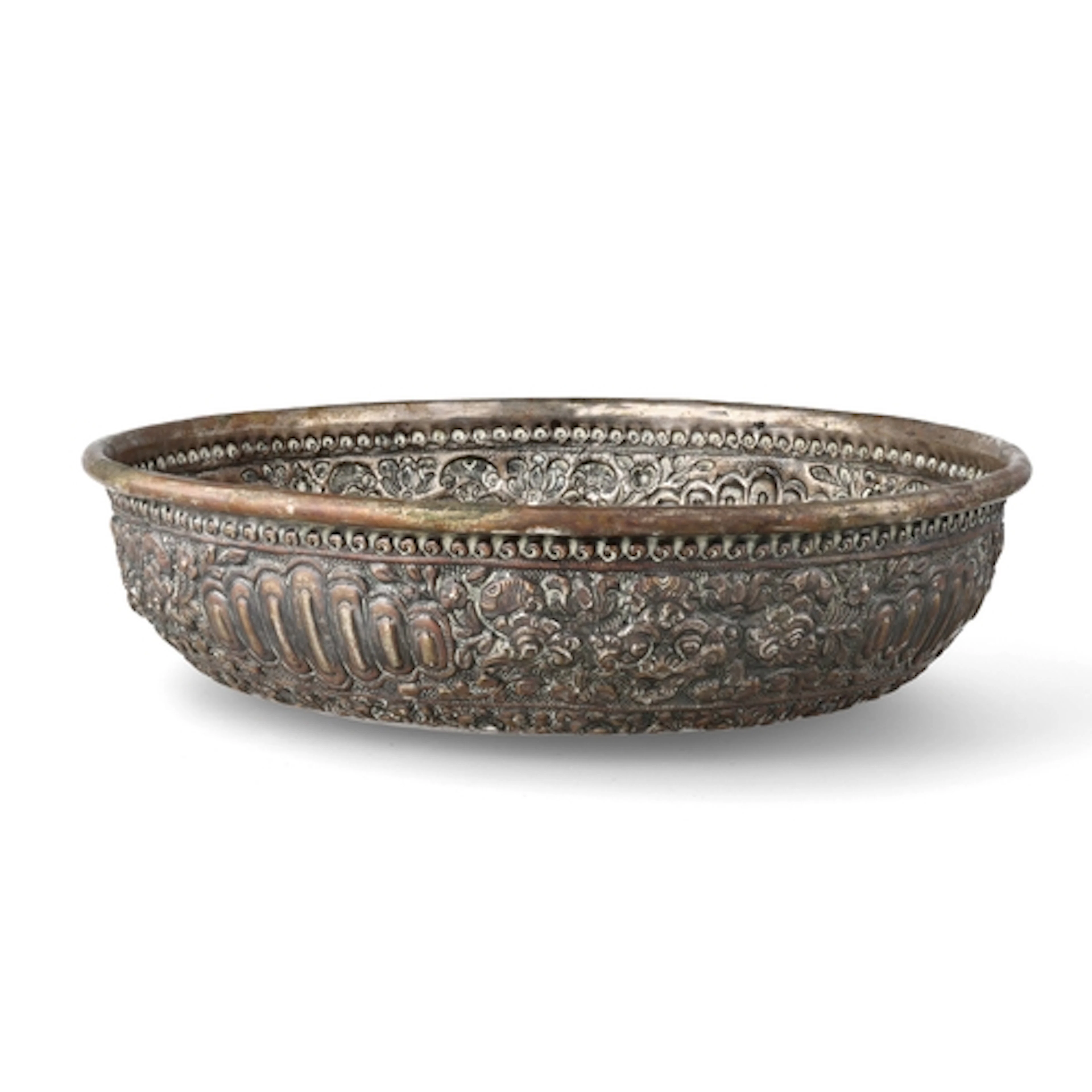A BALINESE WHITE METAL TEMPLE OFFERING TRAY, CIRCA 1930 20.5...