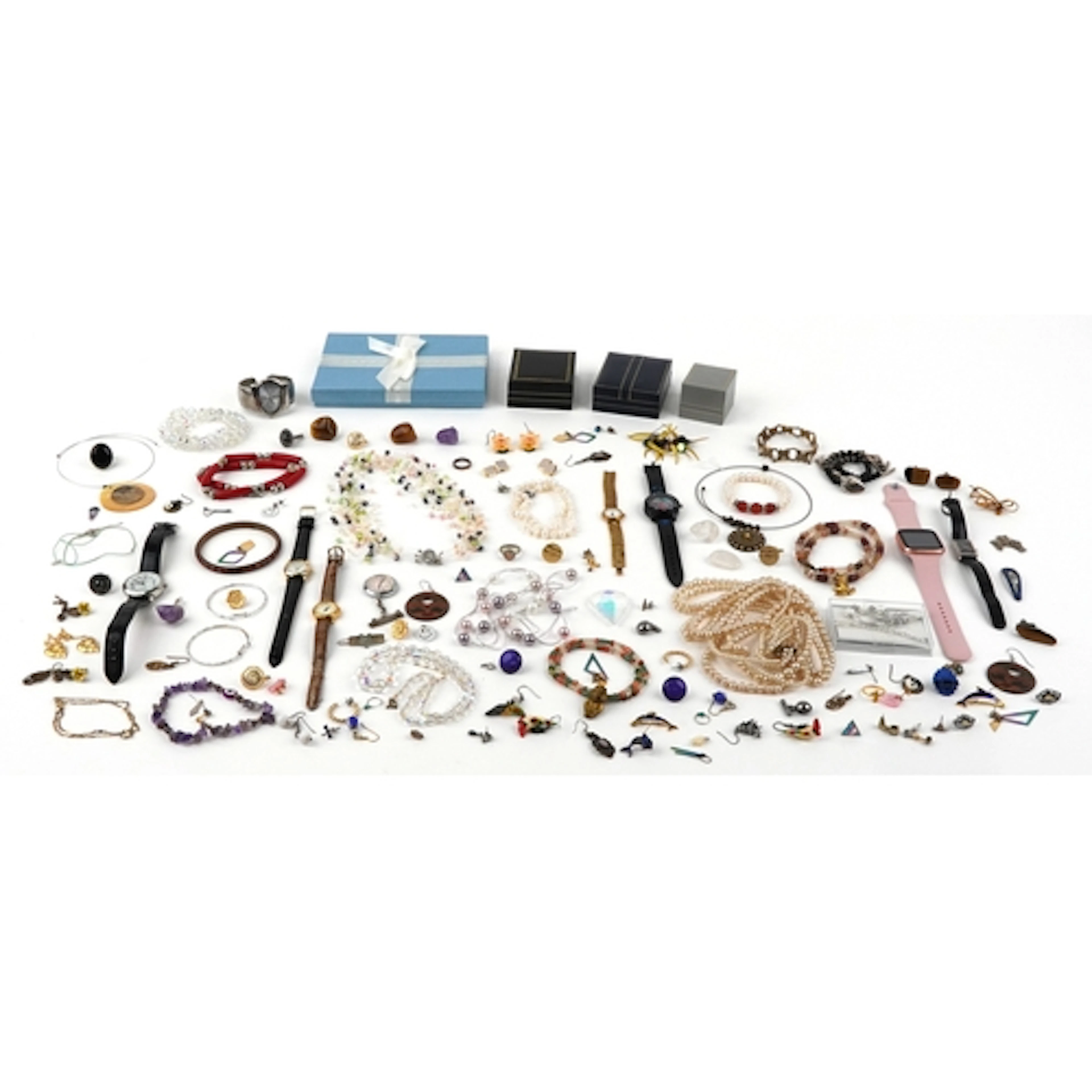 Vintage and later jewellery including freshwater pearl neckl...