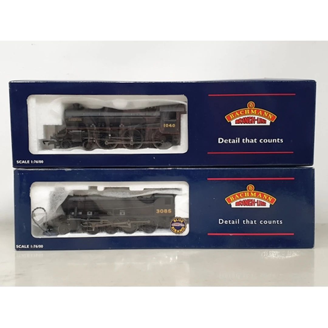 Bachmann 00 gauge LNER black Steam Locomotives comprising 32...
