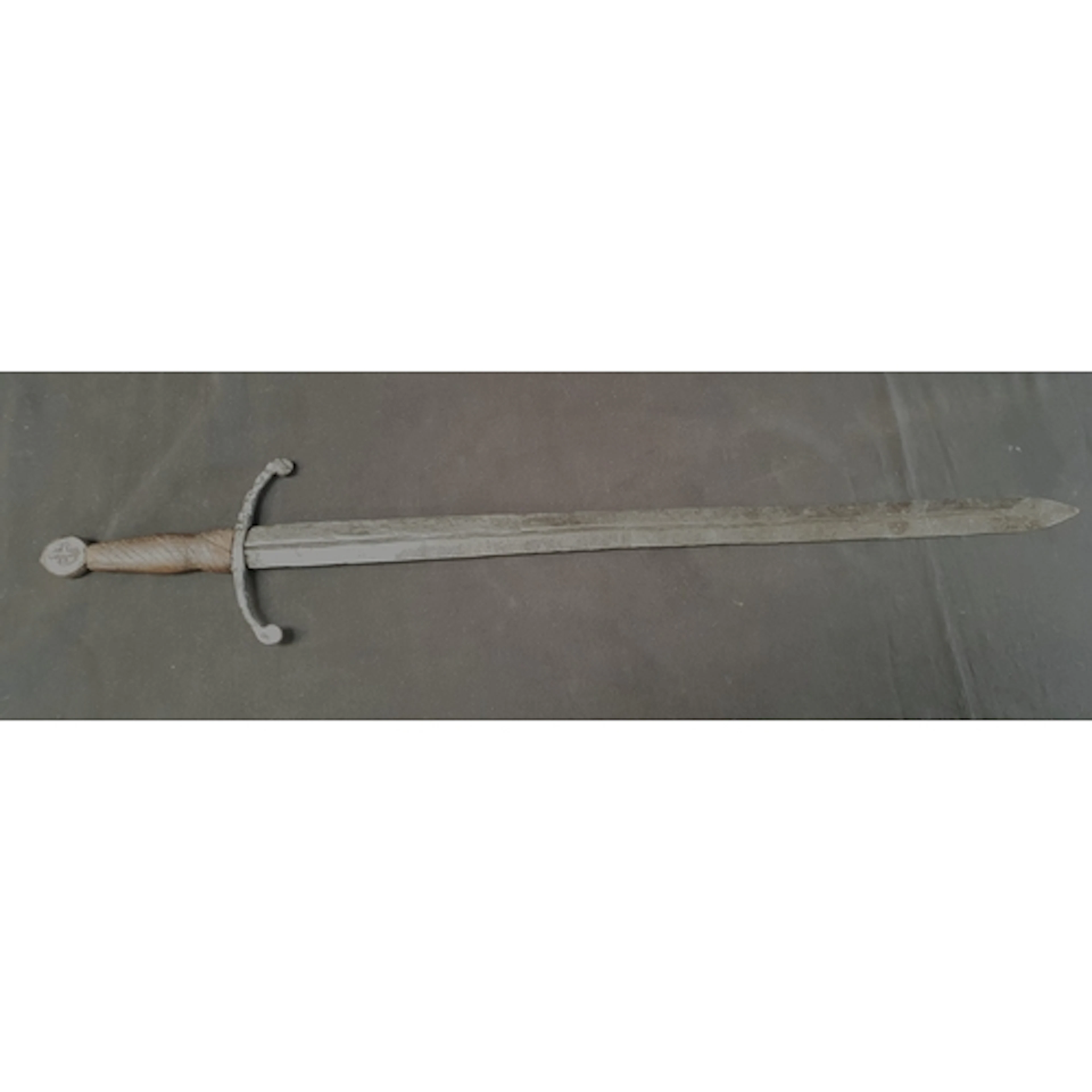 REPRODUCTION KNIGHTS TEMPLAR SWORD the double edged blade wi...