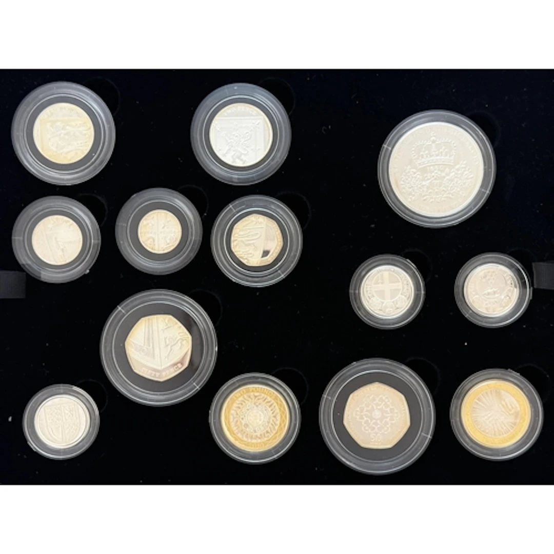 UK 2010 The Royal Mint Silver Proof Coin Year Set, comprisin...