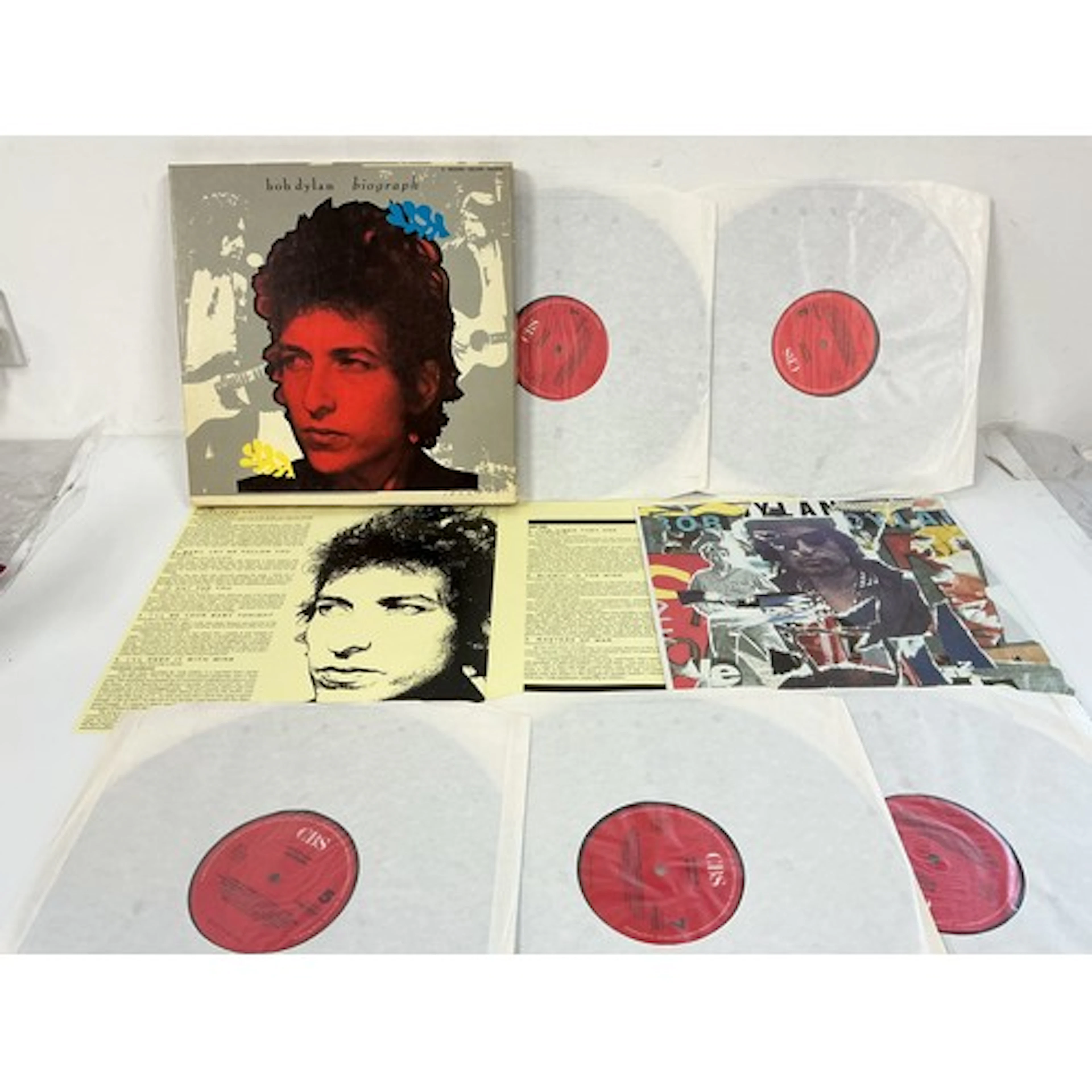 A Bob Dylan Biograph 5LP box set. Please note there is a dis...