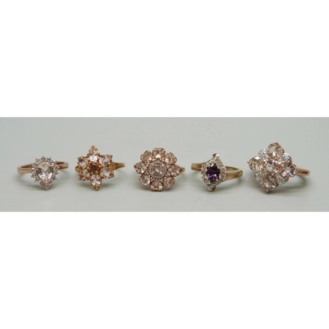 Five TGGC silver gilt gemstone rings, 19g total