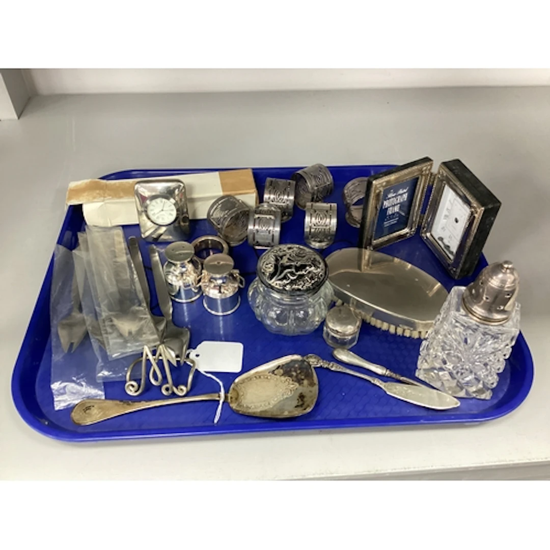 Dunsheath Plated Napkin Rings, further napkin rings, glass s...