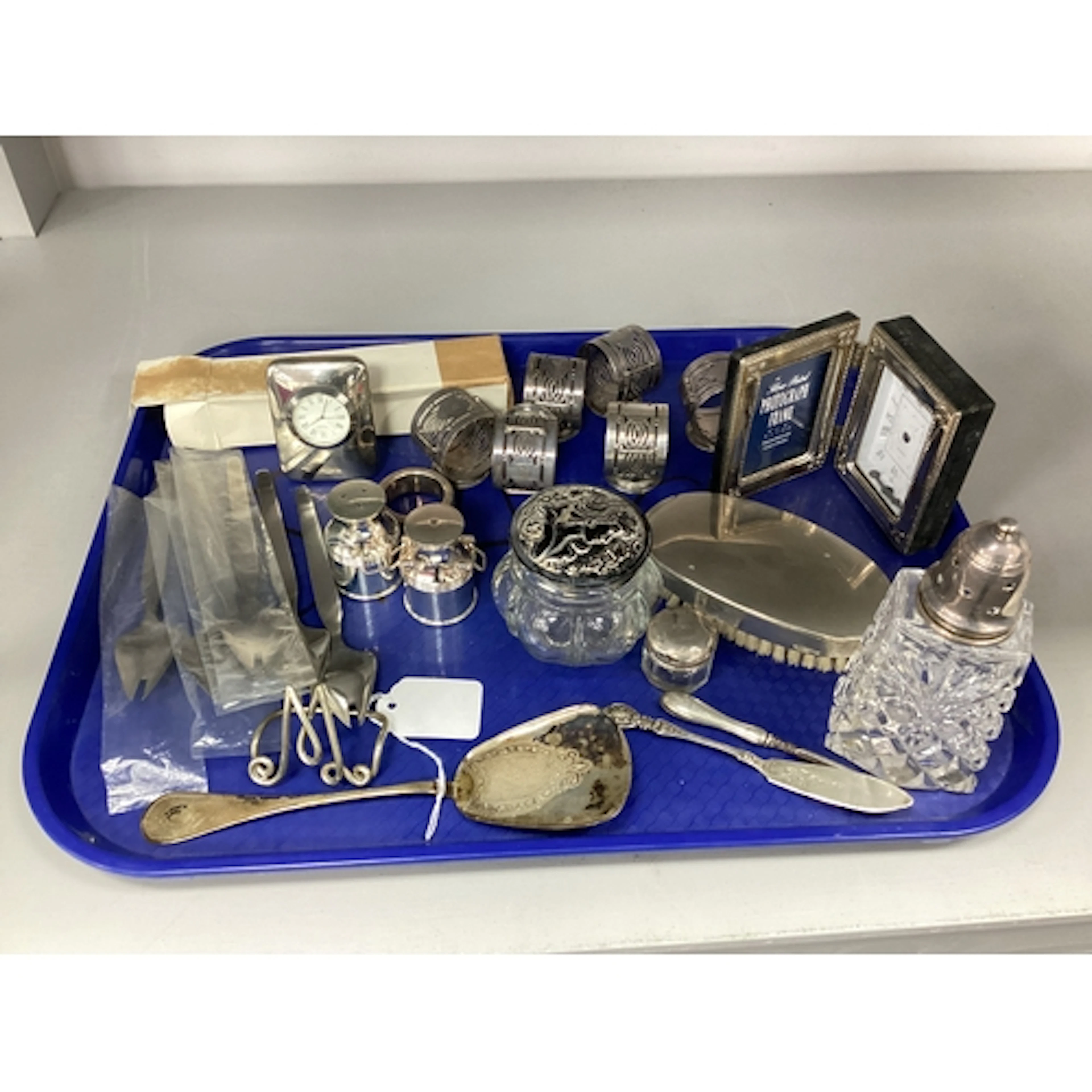 Dunsheath Plated Napkin Rings, further napkin rings, glass s...