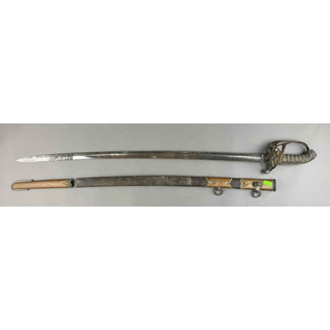 Militaria: an 1822 pattern officers sword, the half basket h...
