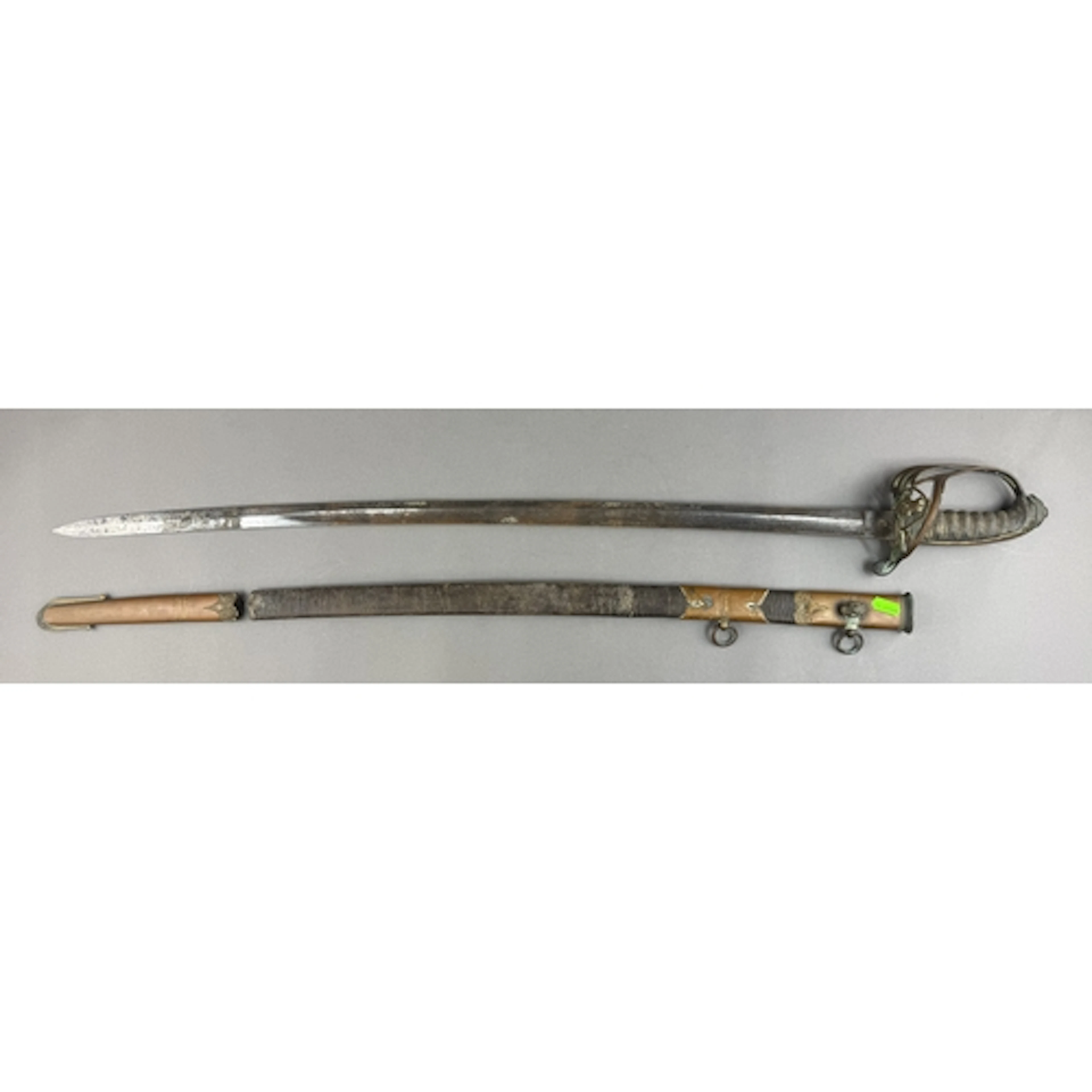 Militaria: an 1822 pattern officers sword, the half basket h...