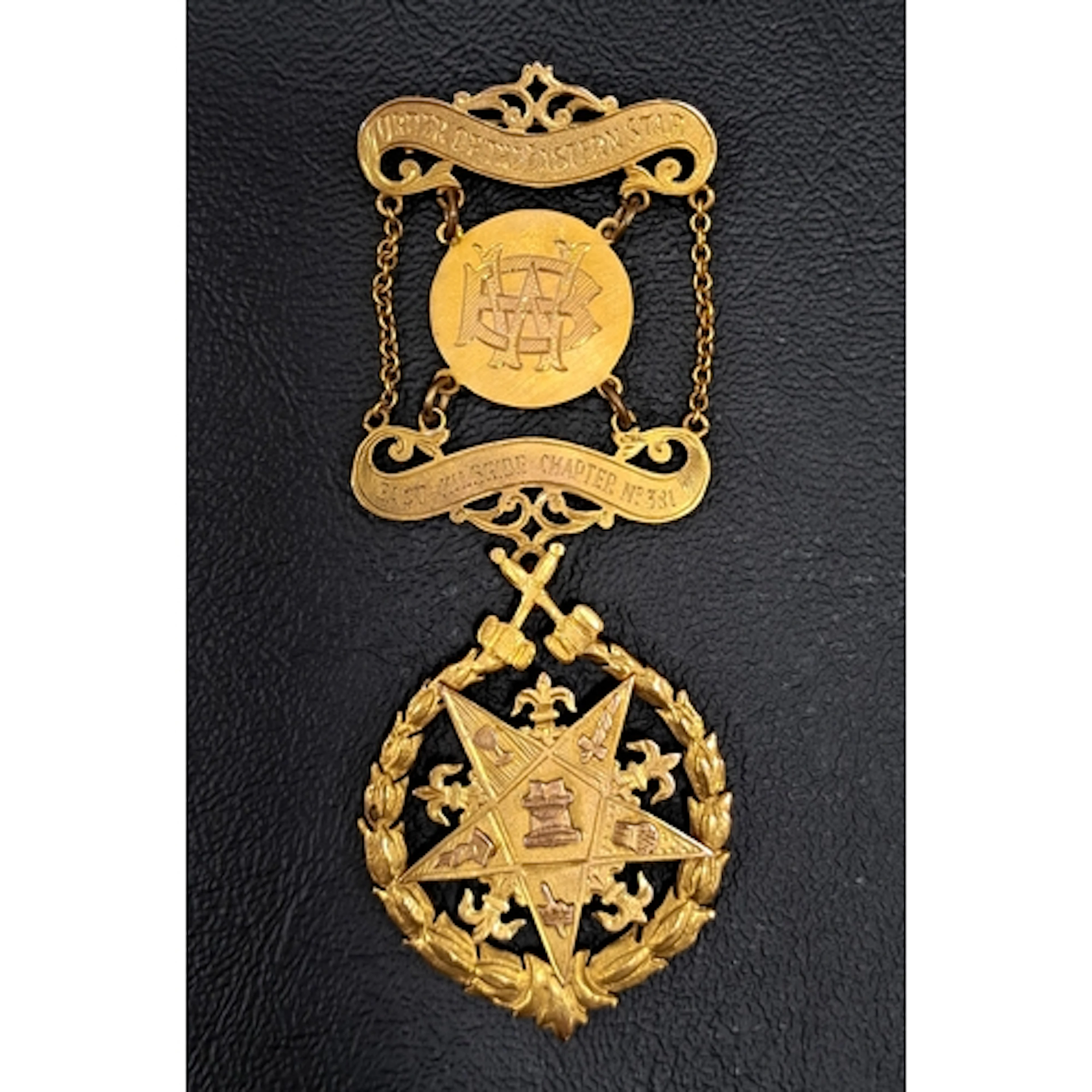 NINE CARAT GOLD ORDER OF THE EASTERN STAR JEWEL East Kilbrid...