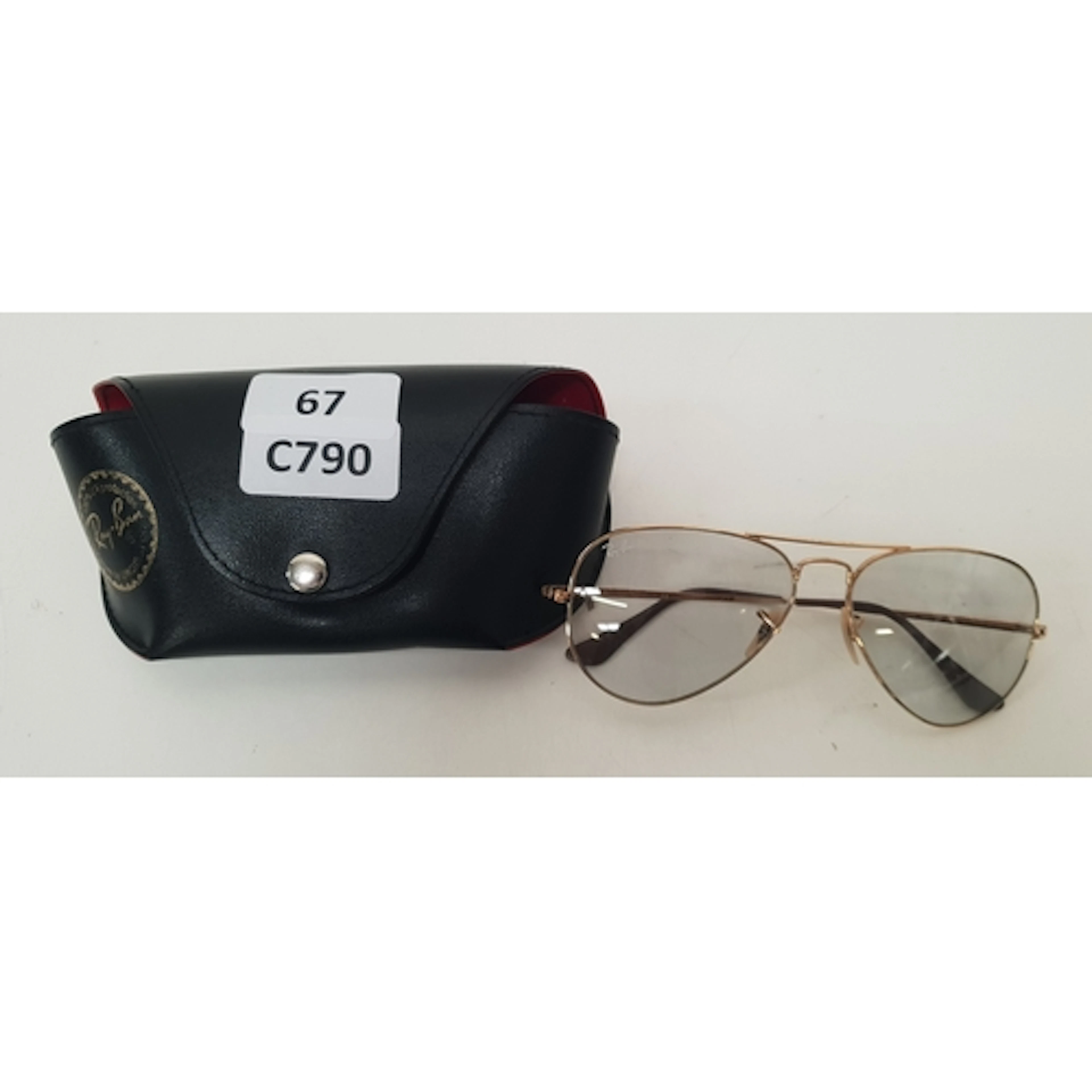 PAIR OF RAYBAN SUNGLASSES Model RB 3689, with case